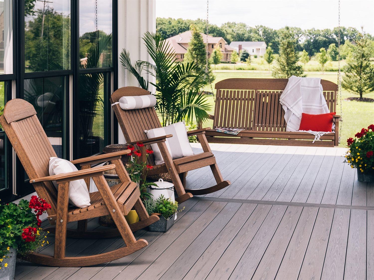 LuxCraft Recycled Plastic Outdoor Lounge Set