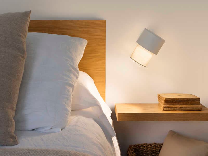 Luxcambra Kan 1-Light White Wall Sconce