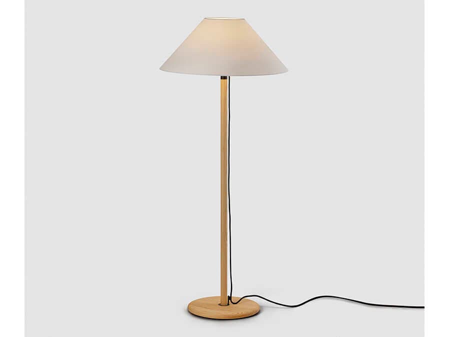 Luxcambra Clasica Pinewood Melis Scroll White Parchment Brown Floor Lamp