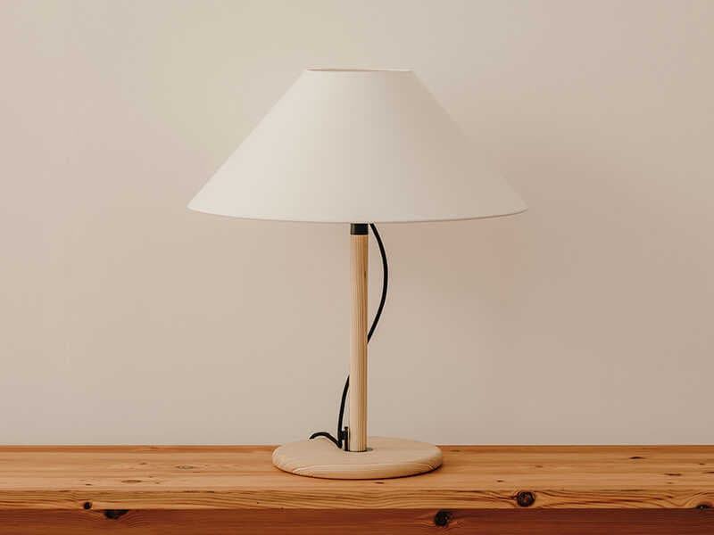 Luxcambra Clasica Pinewood Melis Scroll White Parchment Brown Table Lamp