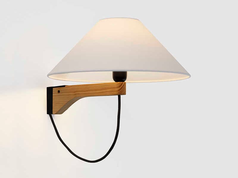 Luxcambra Clasica 1-Light Pinewood Melis Brown Wall Sconce