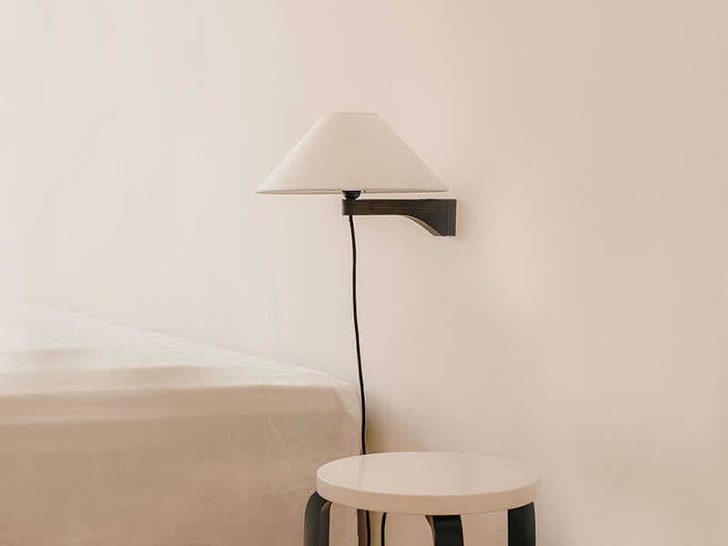 Luxcambra Clasica 1-Light Pinewood Melis Painted Black Wall Sconce