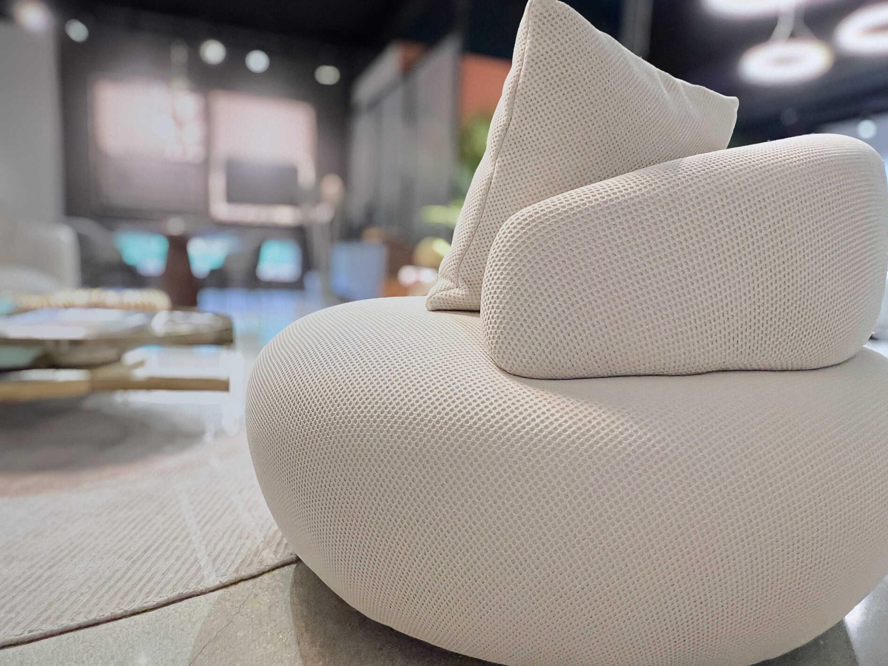 Luxcor Modluxe Curitiba Sofa in Cream Mesh