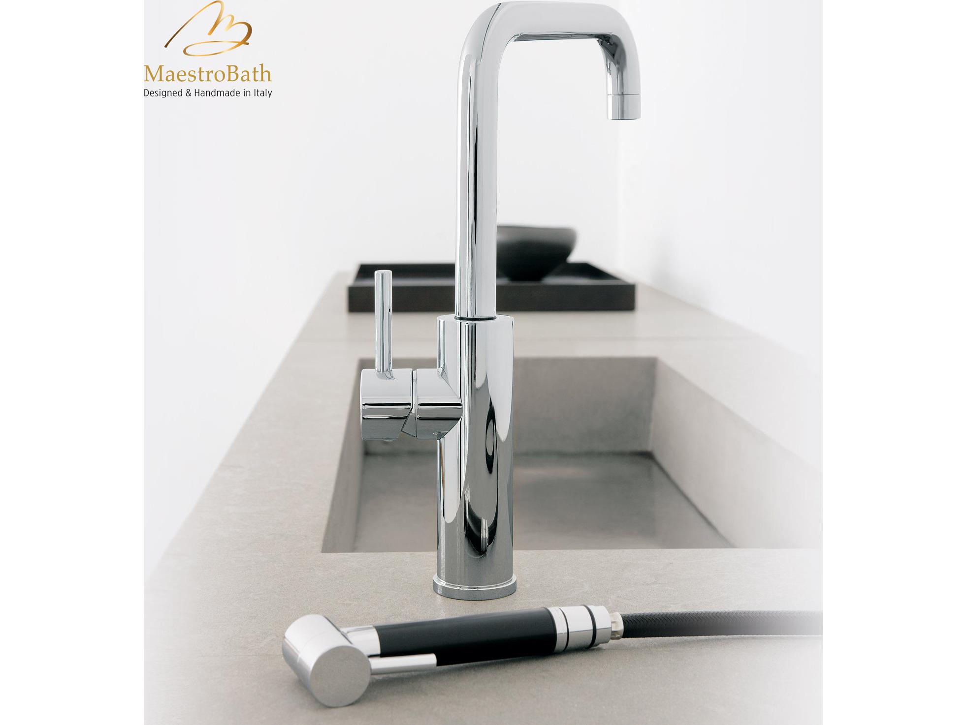 Maestro BathDolcevita Faucet with Side Sprayer  Chrome