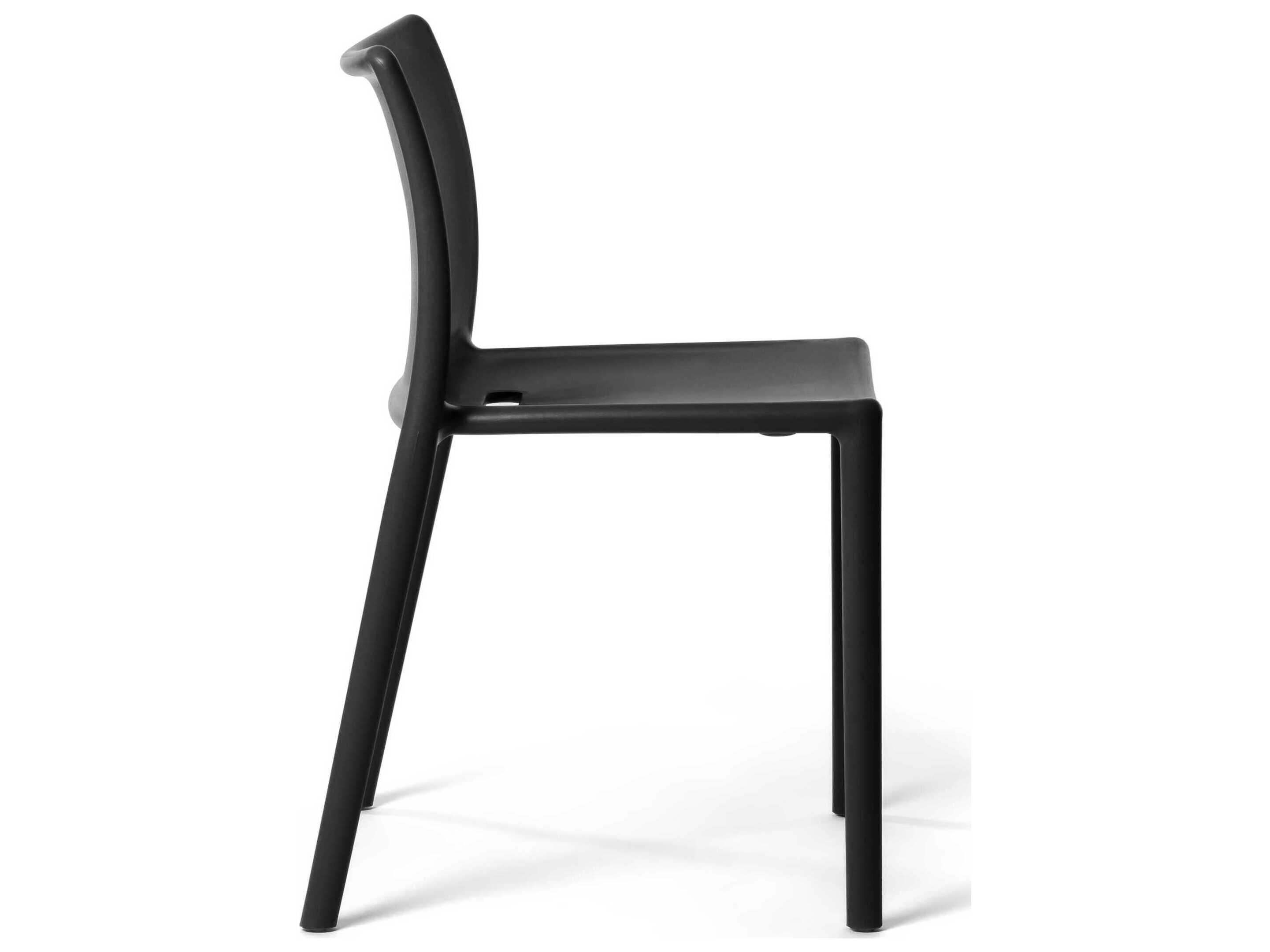Magis Outdoor Air Polypropylene Dining Chair