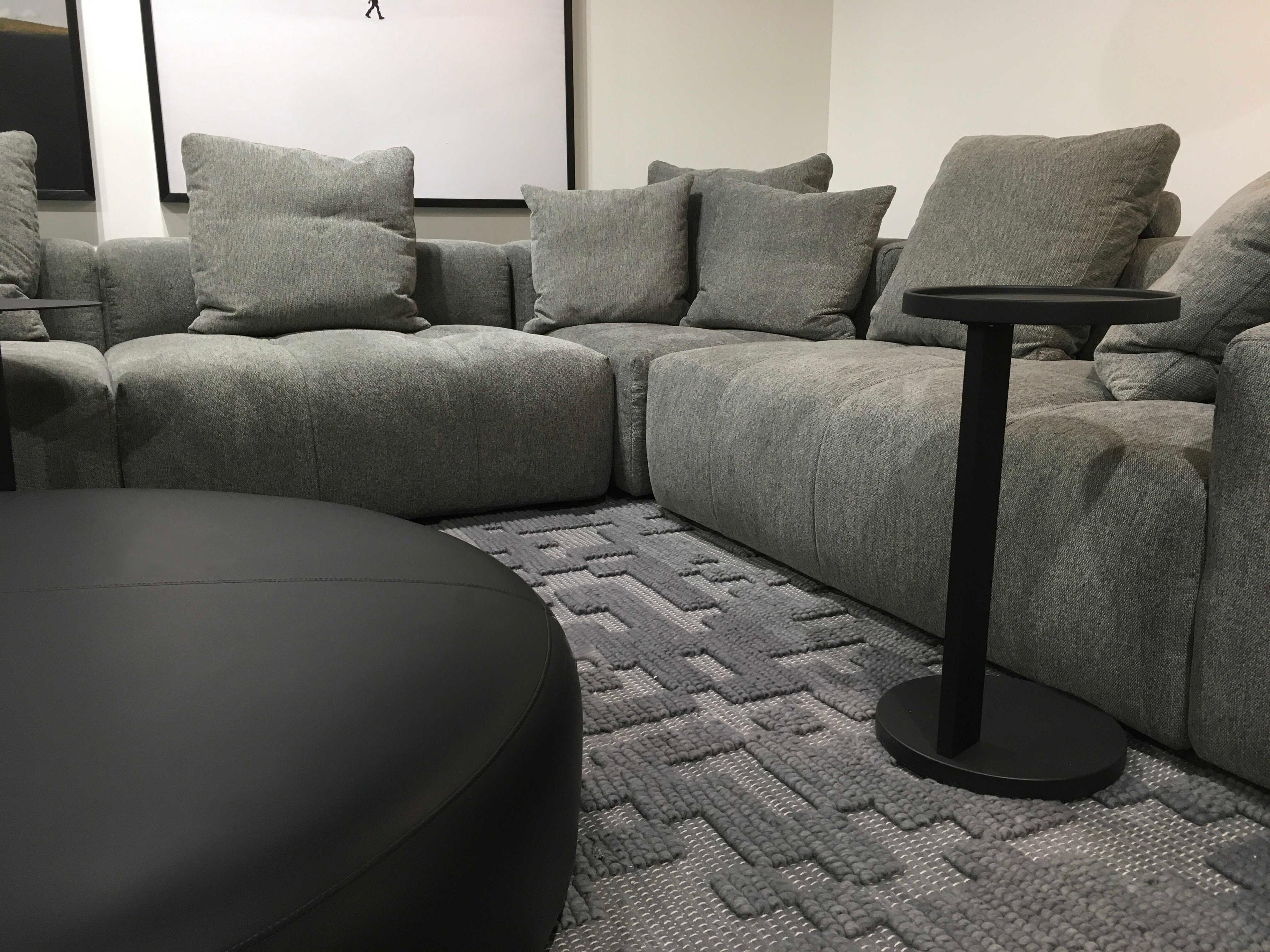 Mobital Rookie Round Metal Black End Table