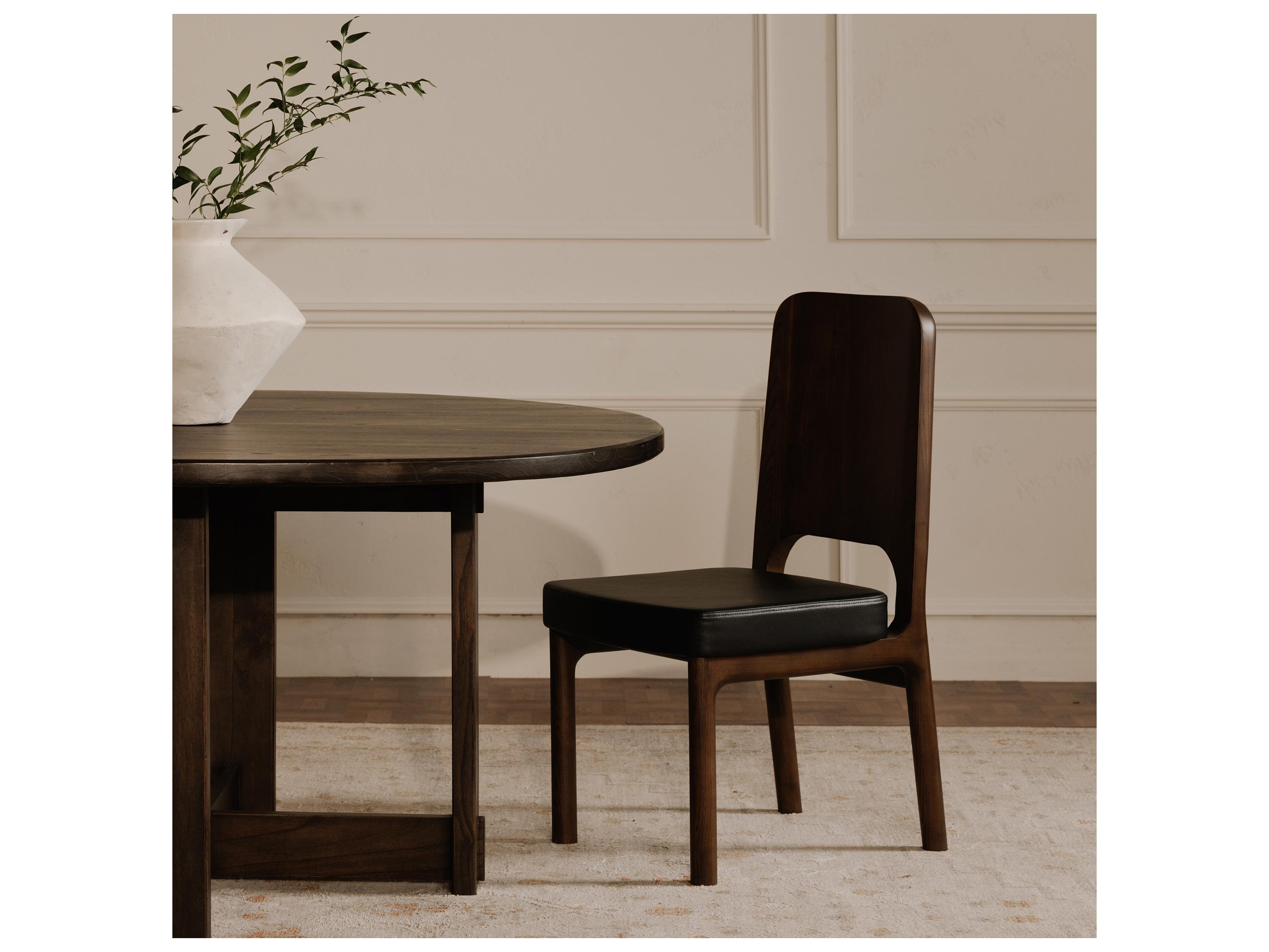 Moe's Home Glenn Round Wood Dining Table