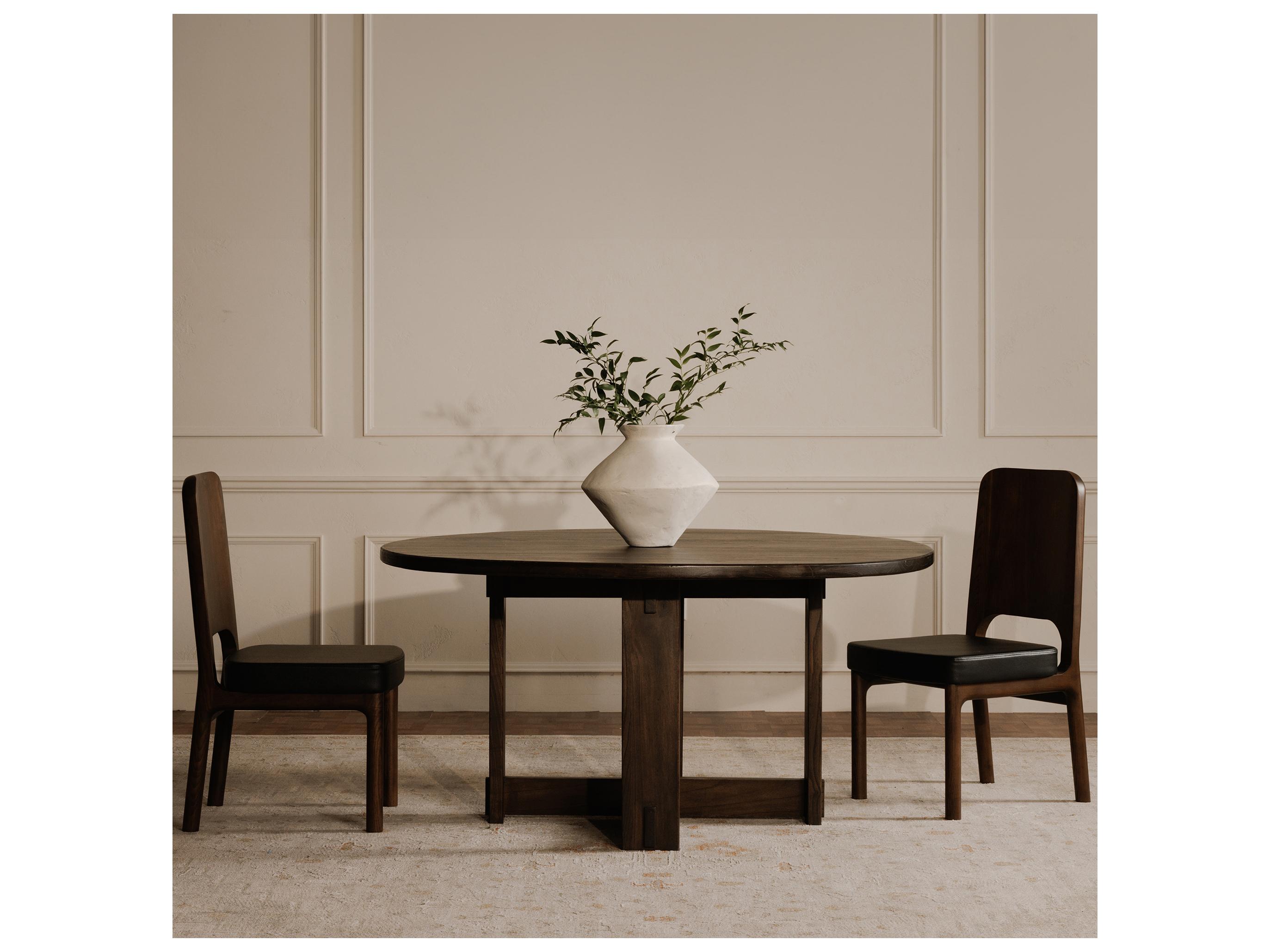 Moe's Home Glenn Round Wood Dining Table