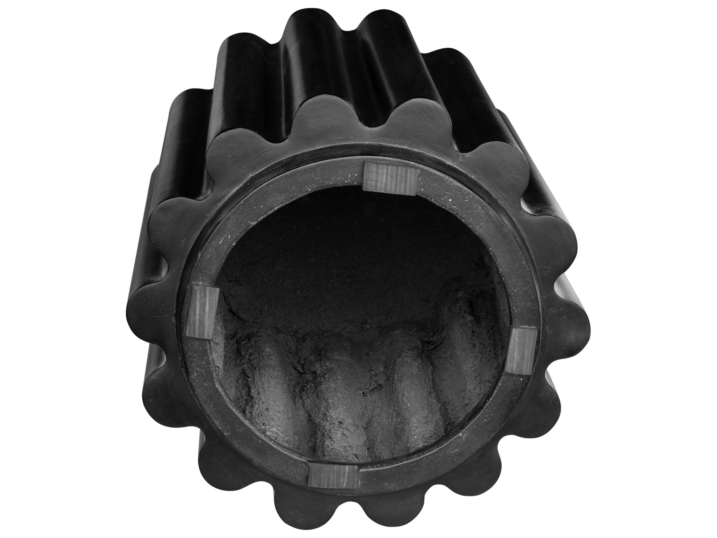 Moe's Home Taffy Round Concrete Black End Table