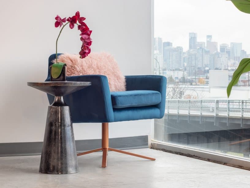 Moe's Home Round Metal Charcoal Grey End Table