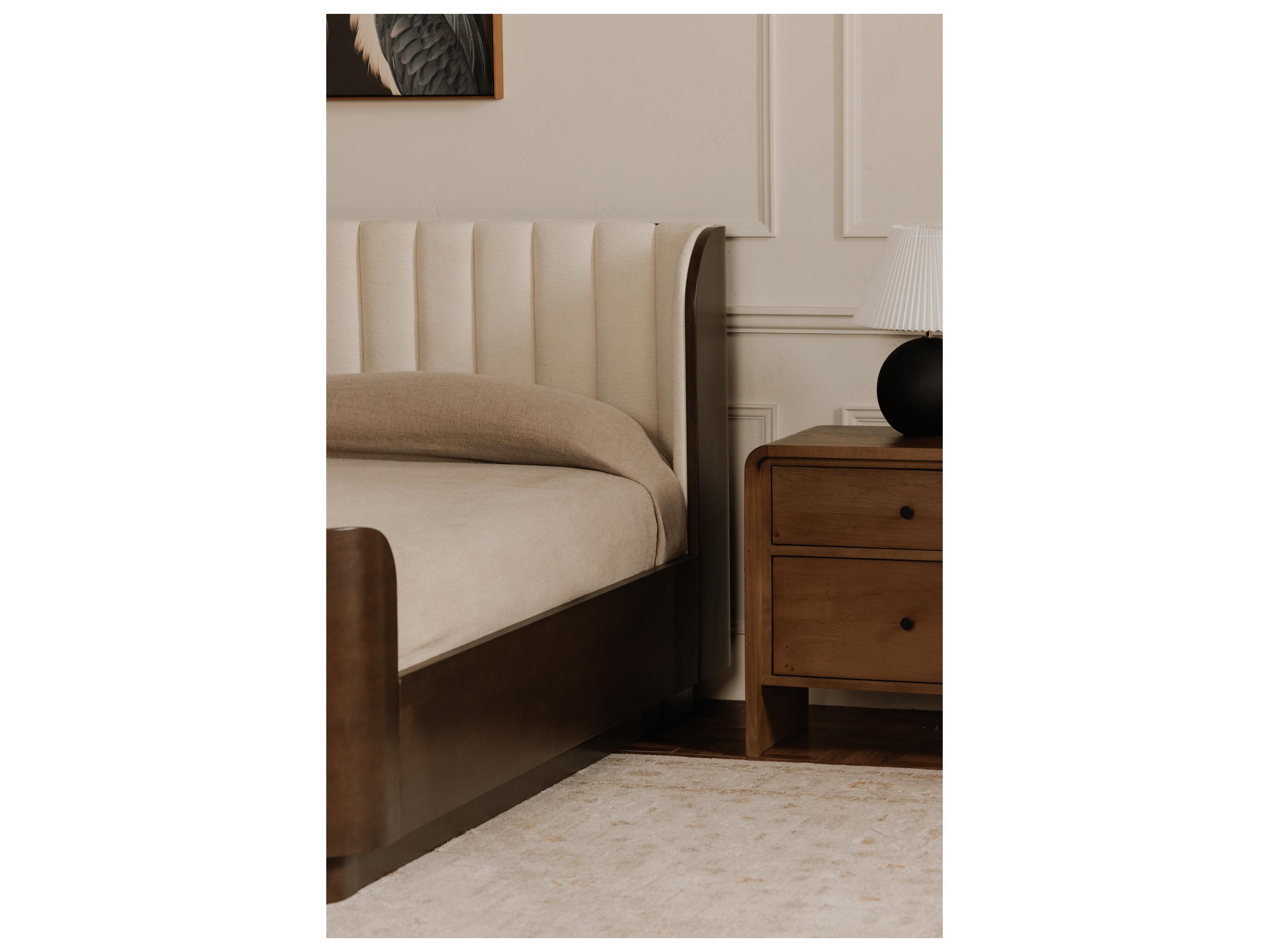 Moe's Home Scarlette White Rubberwood Wood Queen Panel Bed
