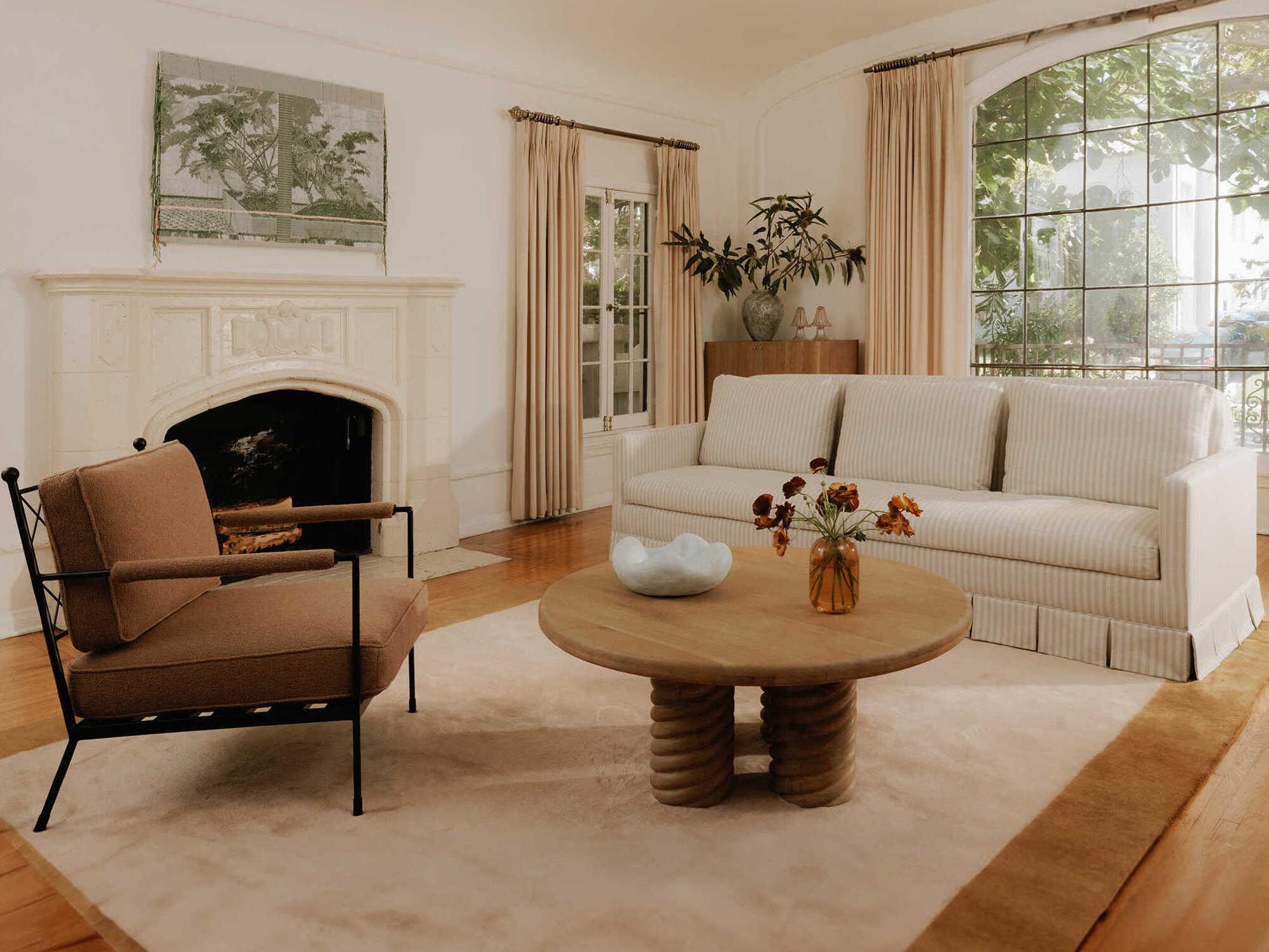 Moe's Home Pellicano Sofa Set