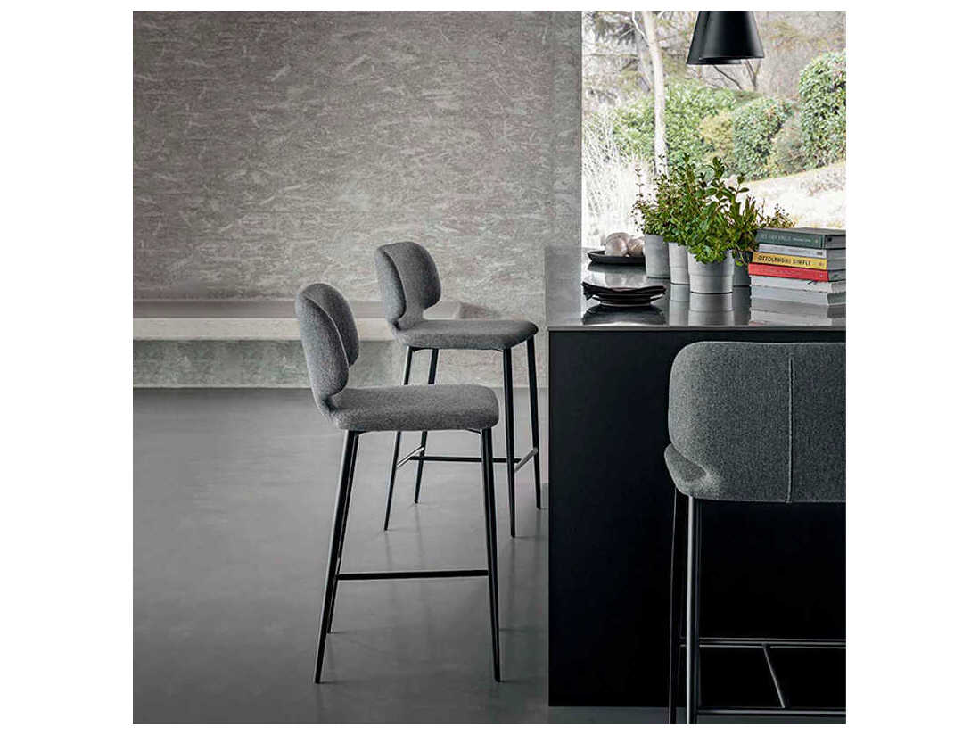 Midj Wrap Upholstered Bar Stool