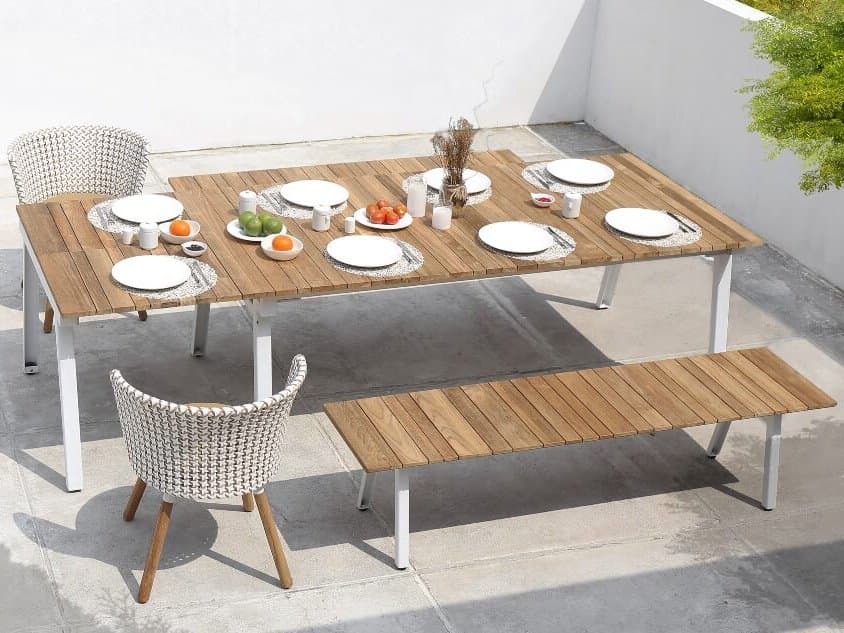 MamaGreen Maxximus Steel Teak Outdoor Dining Set