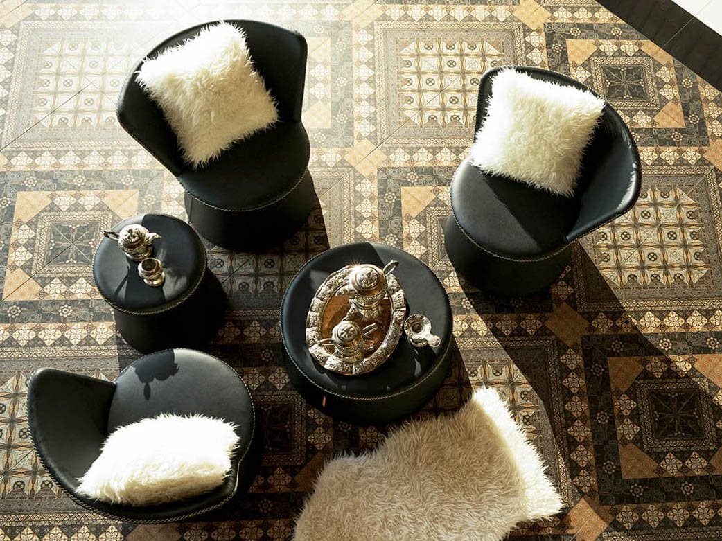 MamaGreen Stizzy Faux Leather Patio Lounge Set