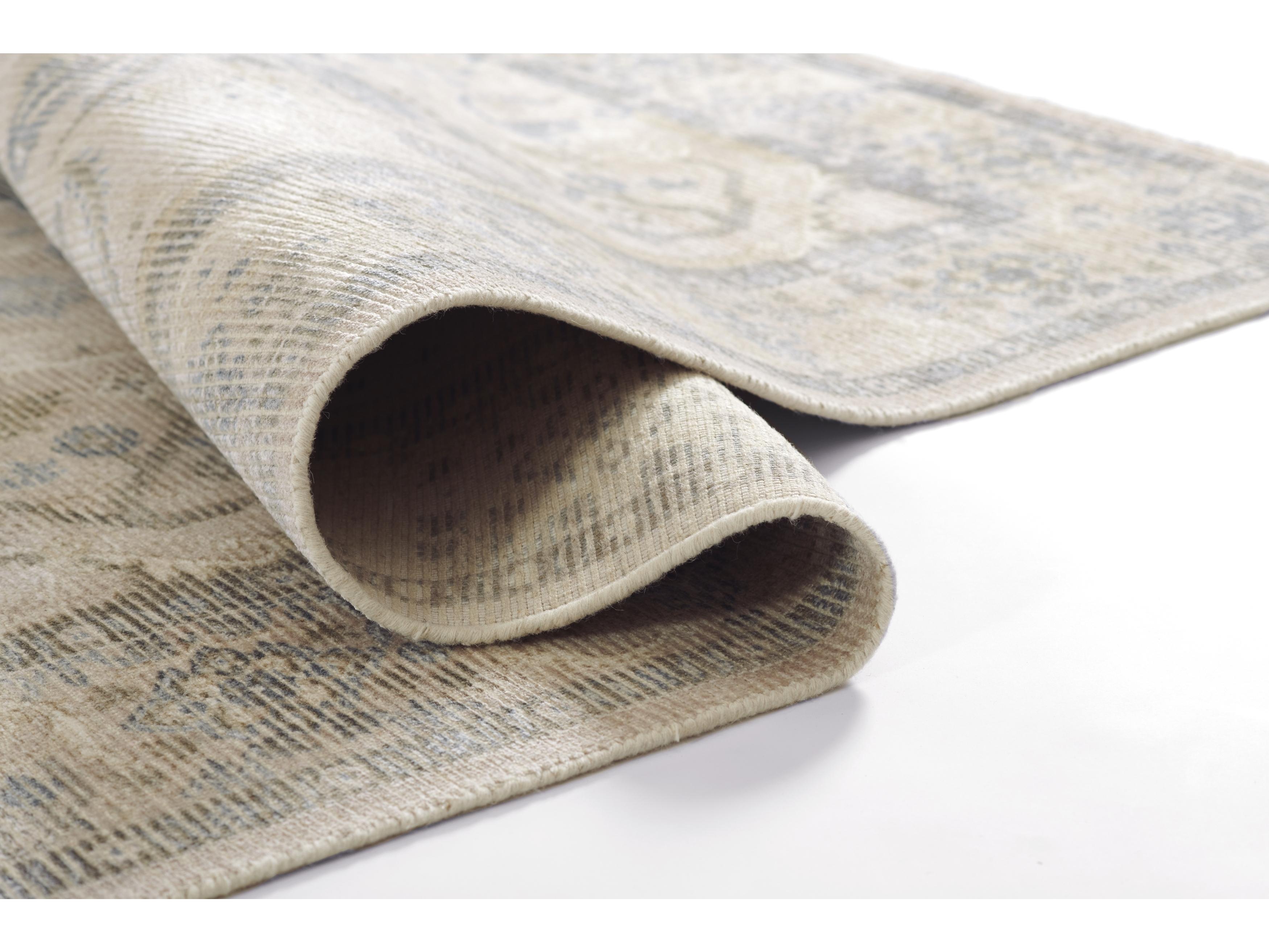 Momeni Estelle Bordered Area Rug