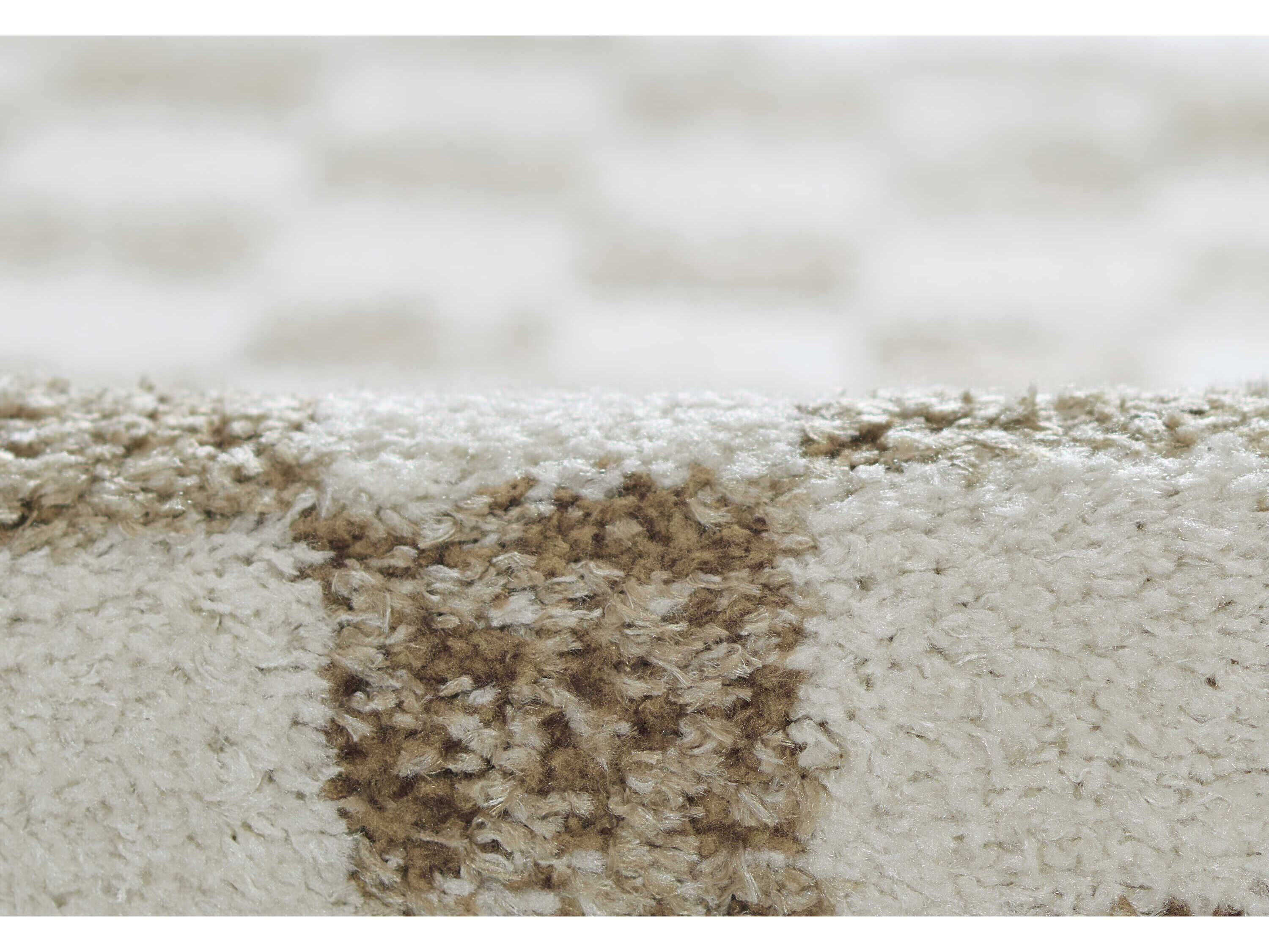 Momeni Kaia Geometric Area Rug