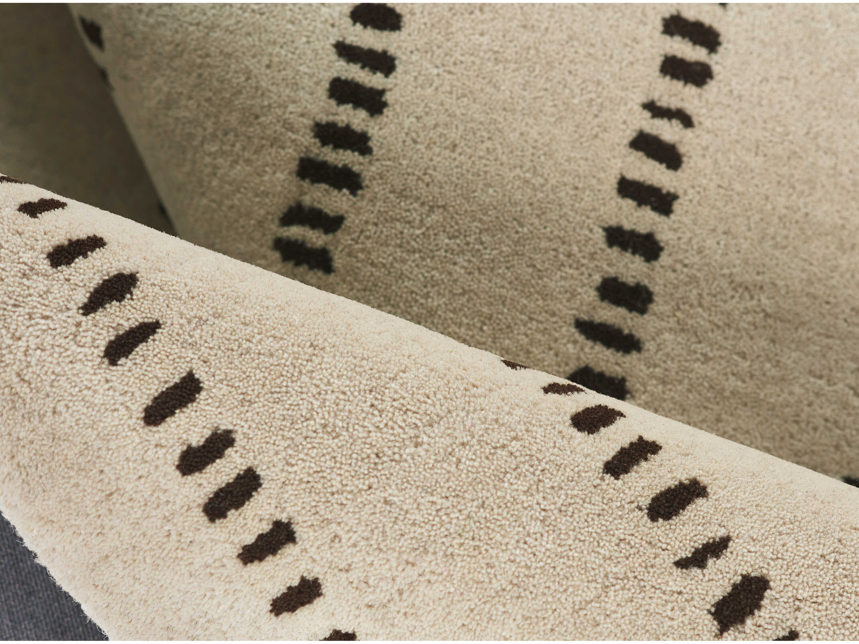 Momeni Simba Geometric Area Rug