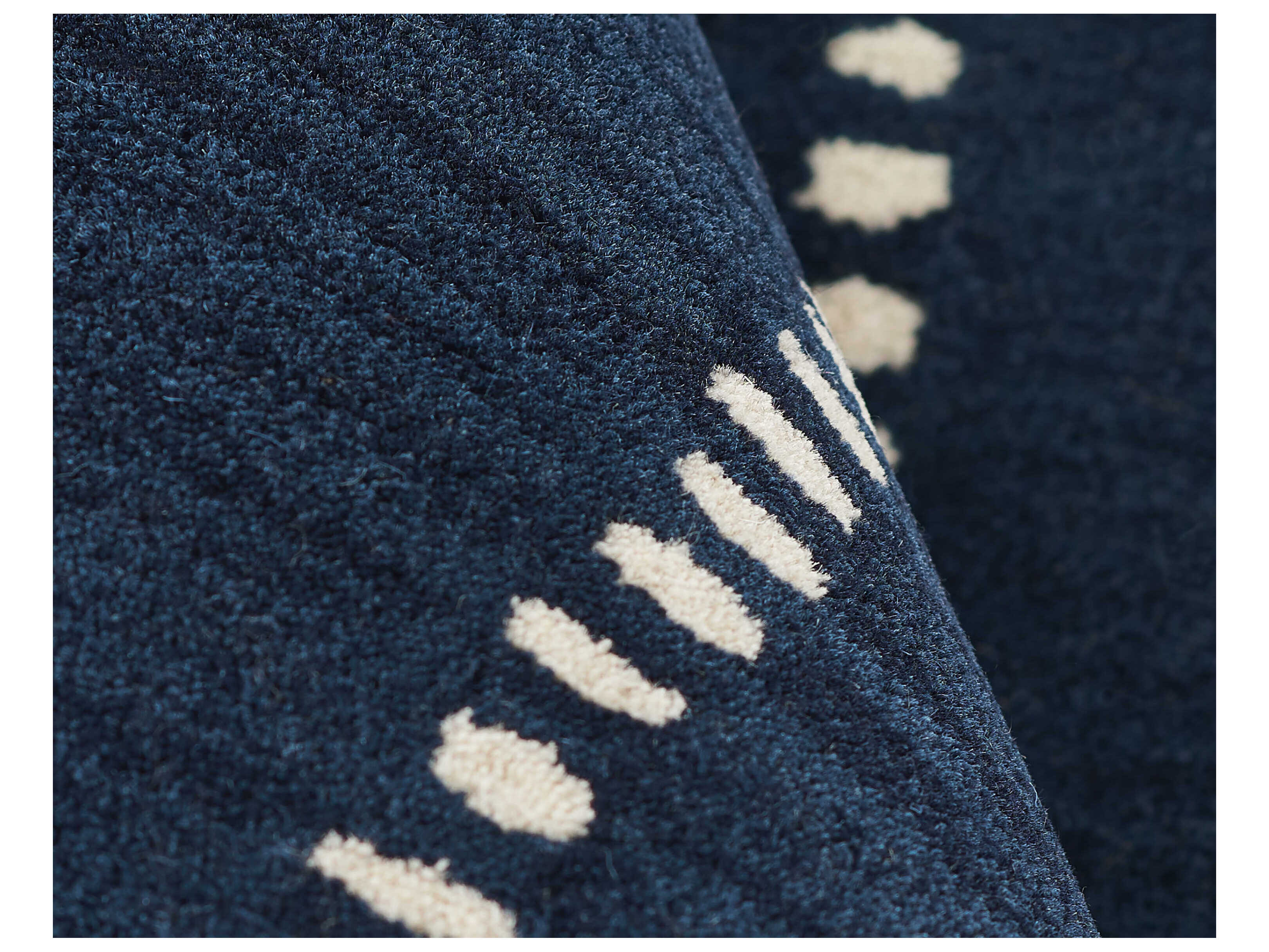 Momeni Simba Geometric Area Rug