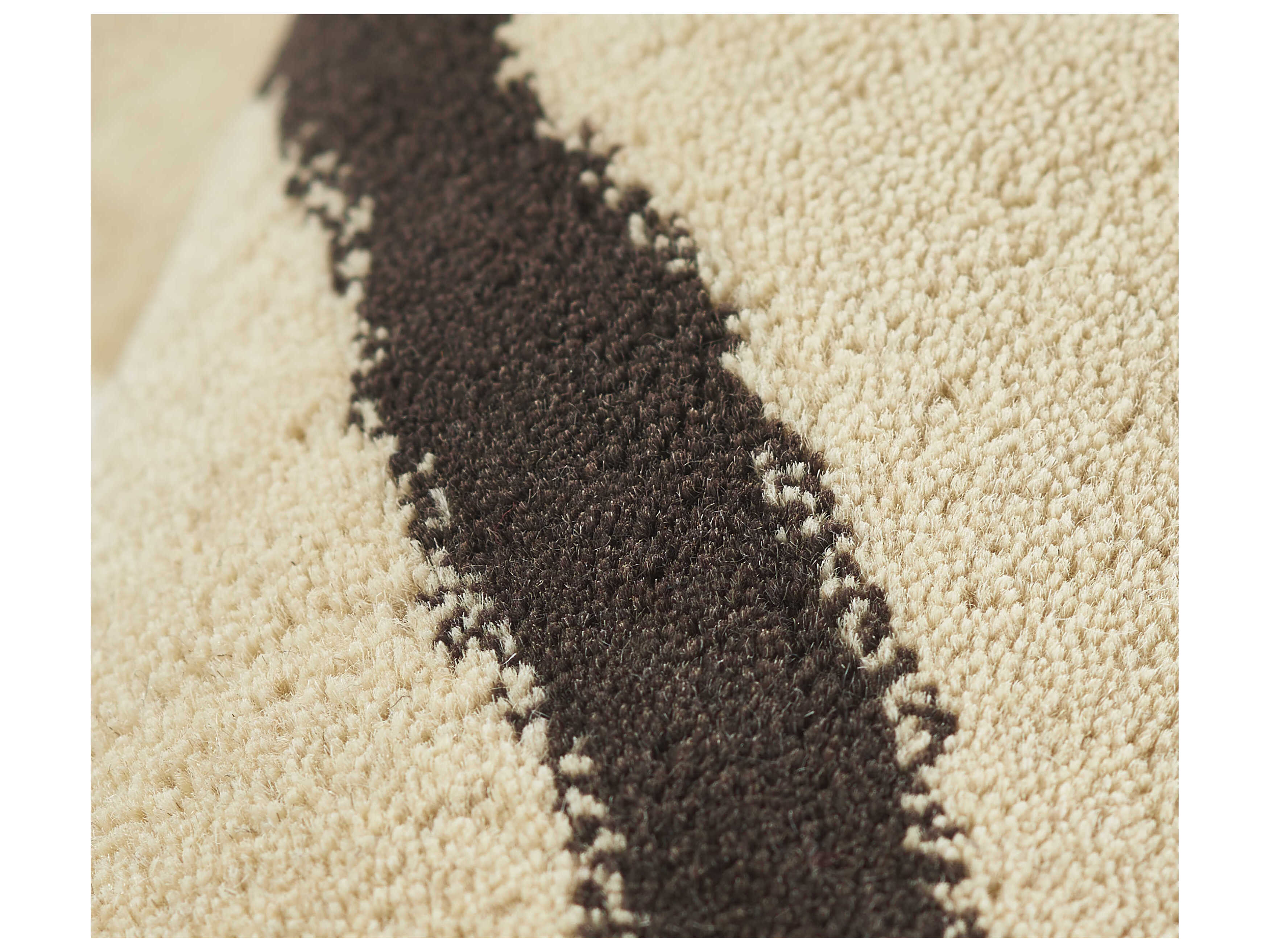 Momeni Simba Geometric Area Rug