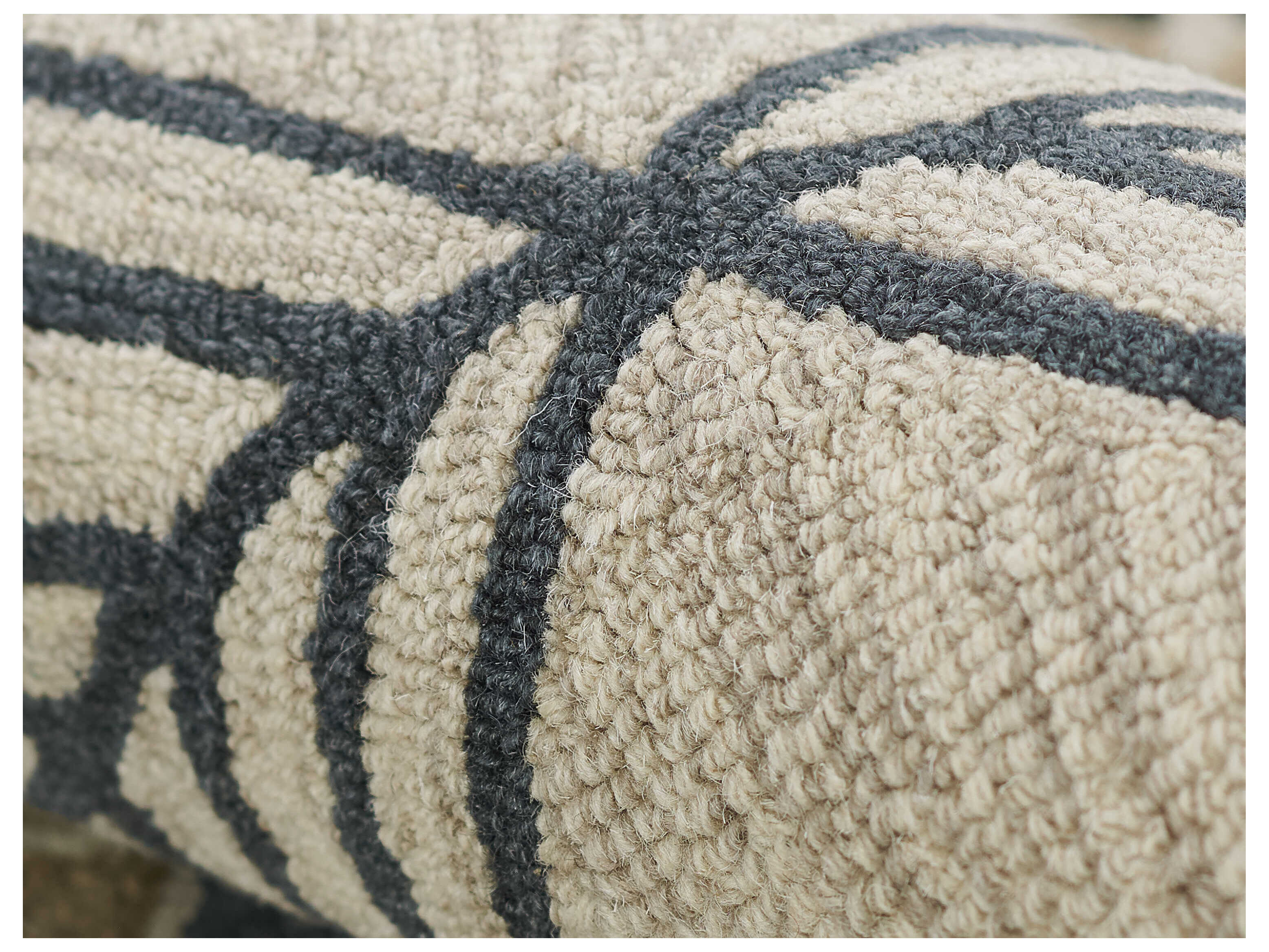 Momeni Tahoe Bordered Area Rug