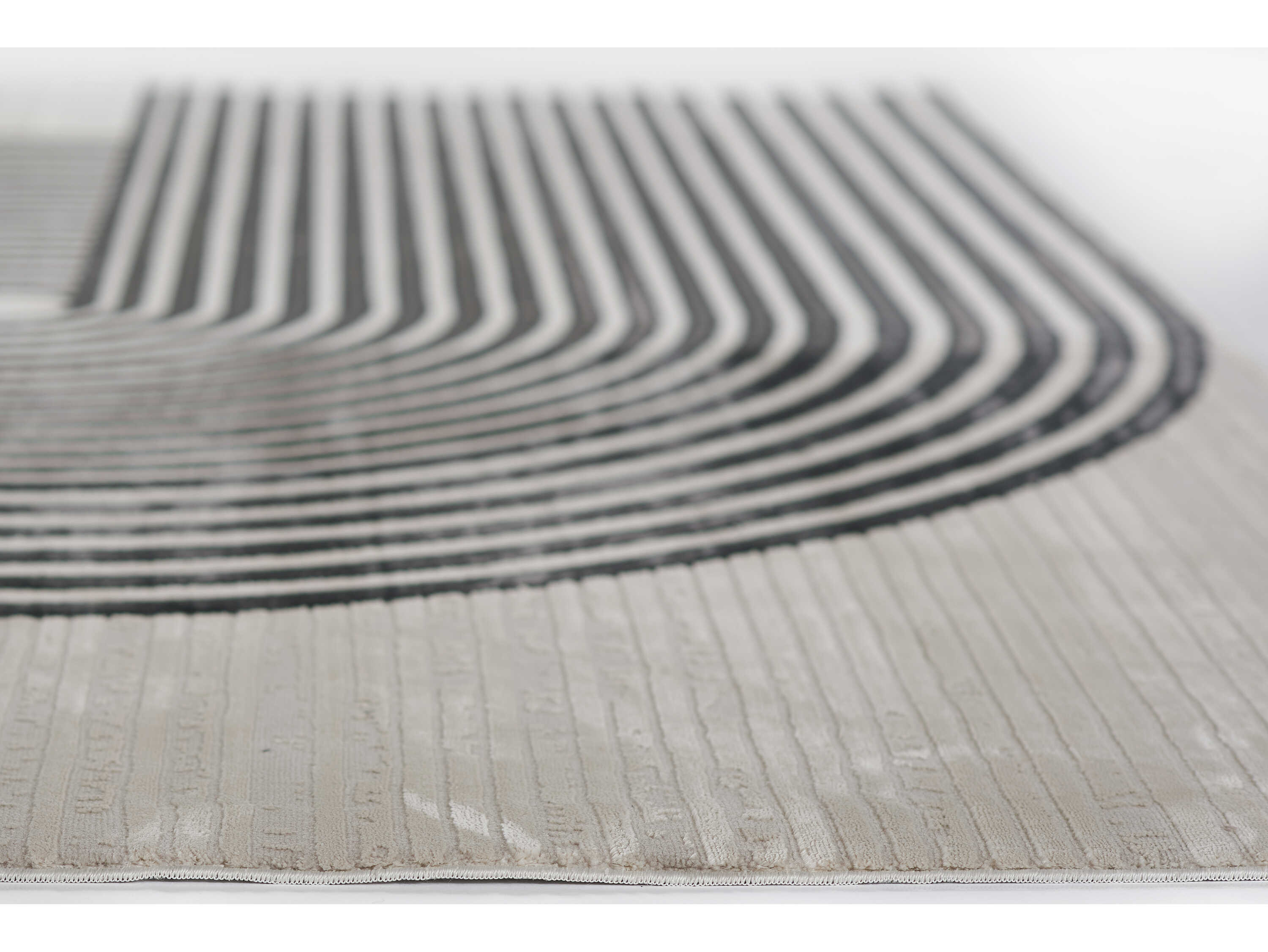 Momeni Xander Abstract Area Rug