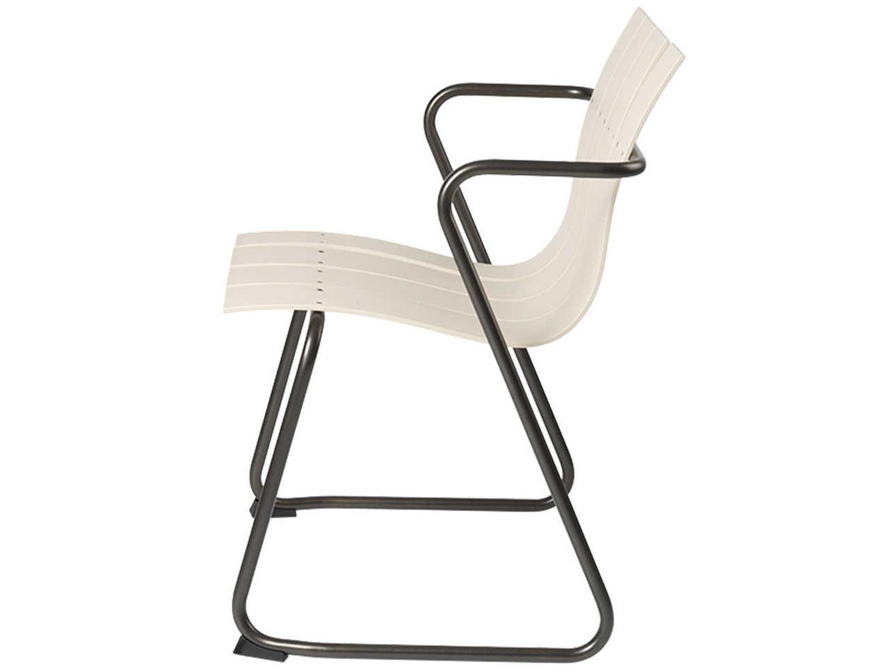 Mater Outdoor Ocean Sand / Gunmetal Recycled Plastic Dining Chair