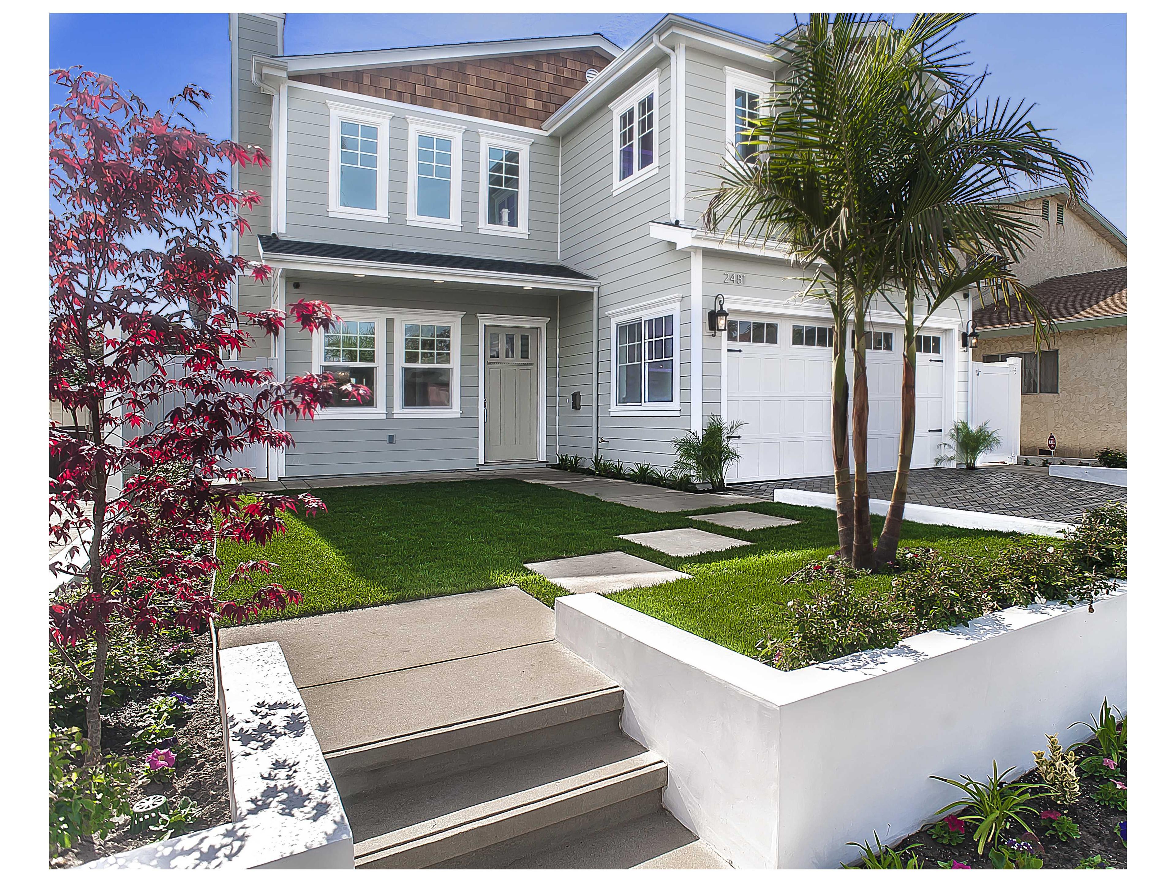 Maxim Lighting Dover DC & Seedy Glass 3 - Light Incandescent Outdoor Wall Light