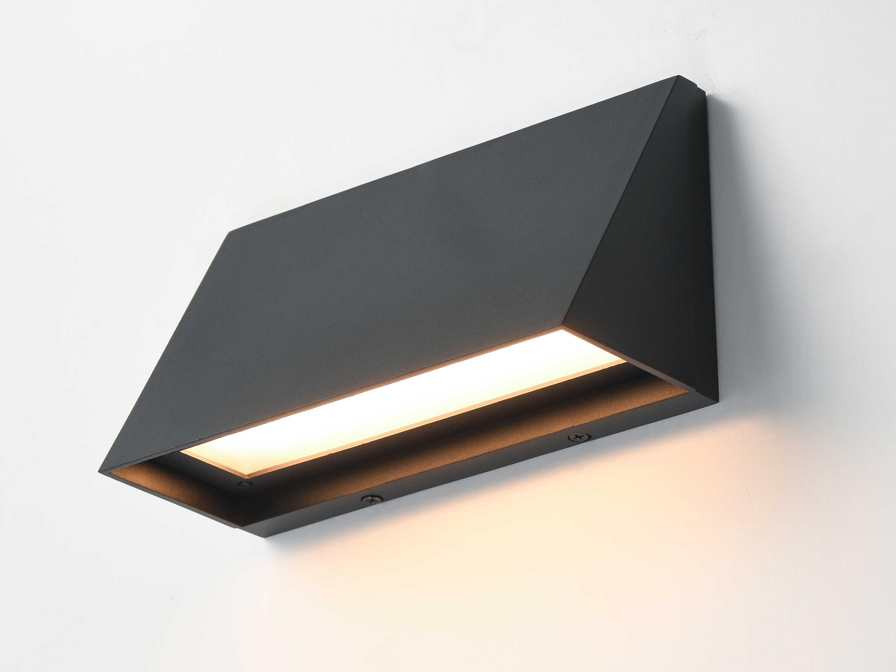 Maxim Lighting Pathfinder 1-Light Outdoor Wall Light