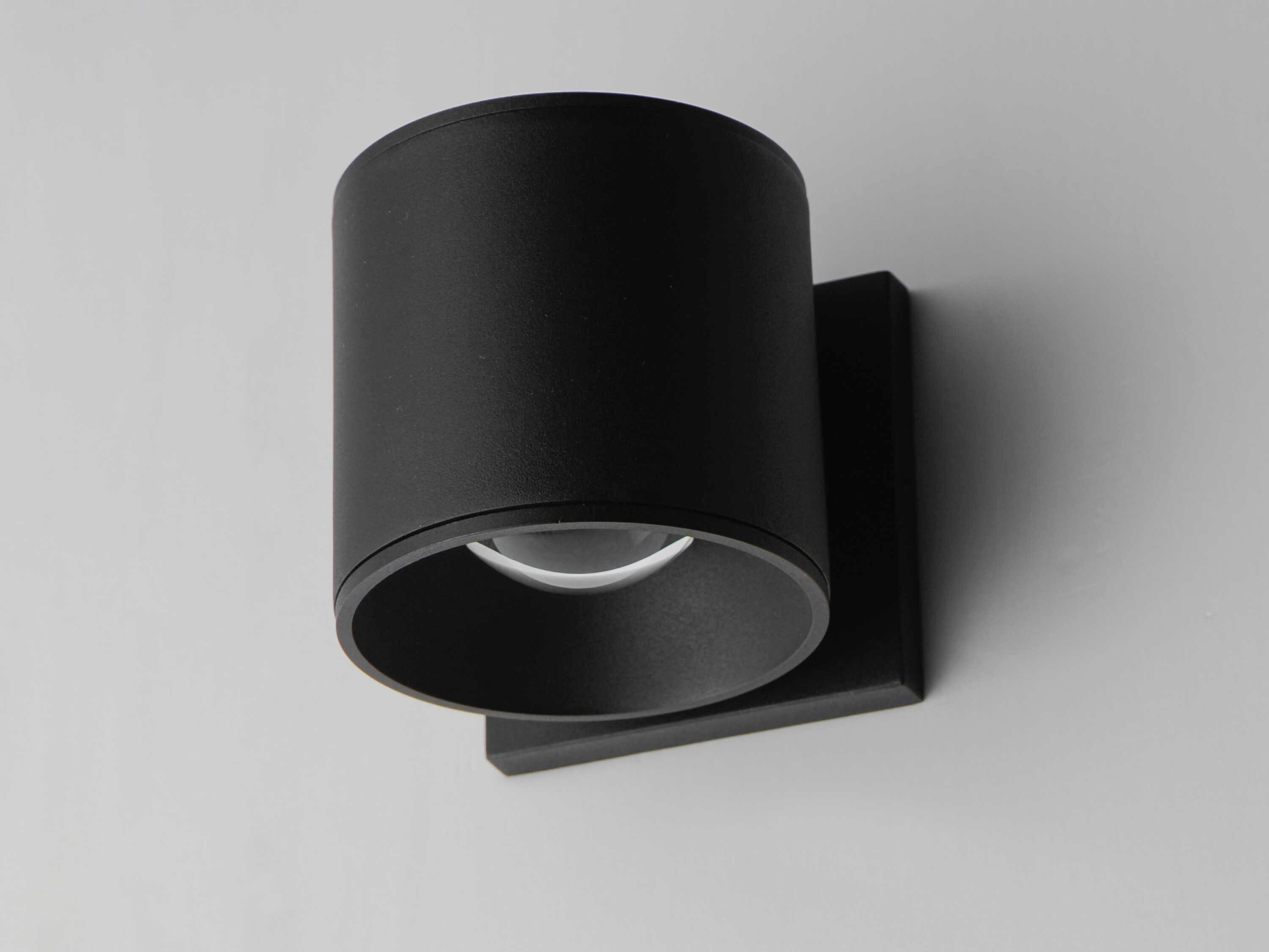 Maxim Lighting Stout 1-Light Outdoor Wall Light