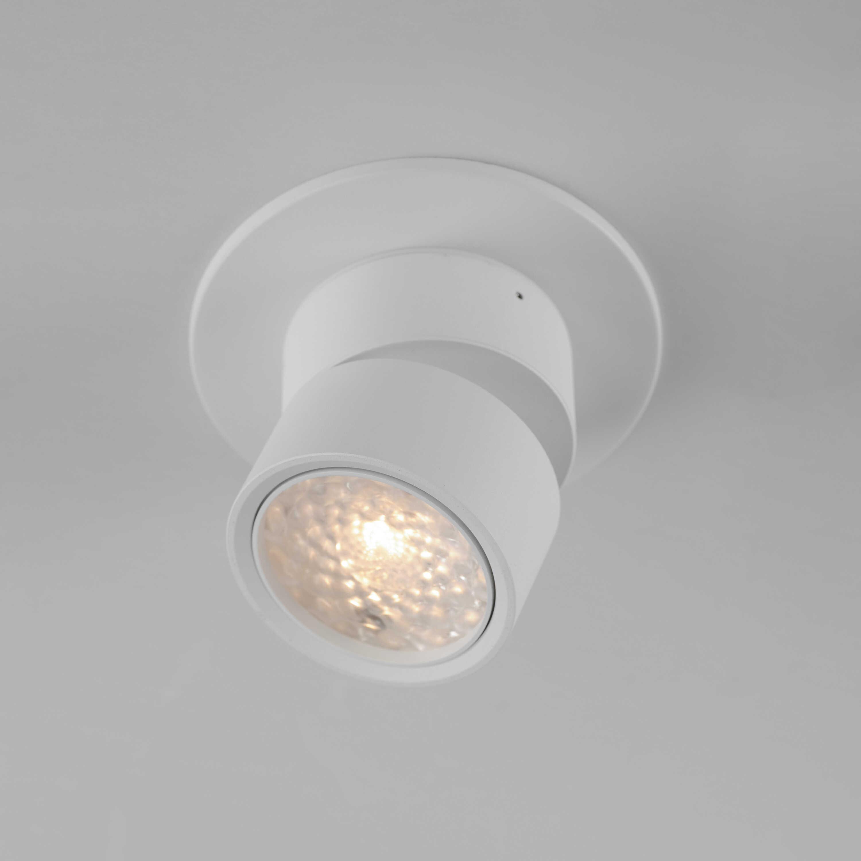 Maxim Lighting Swinger 1-Light White Flush Mount