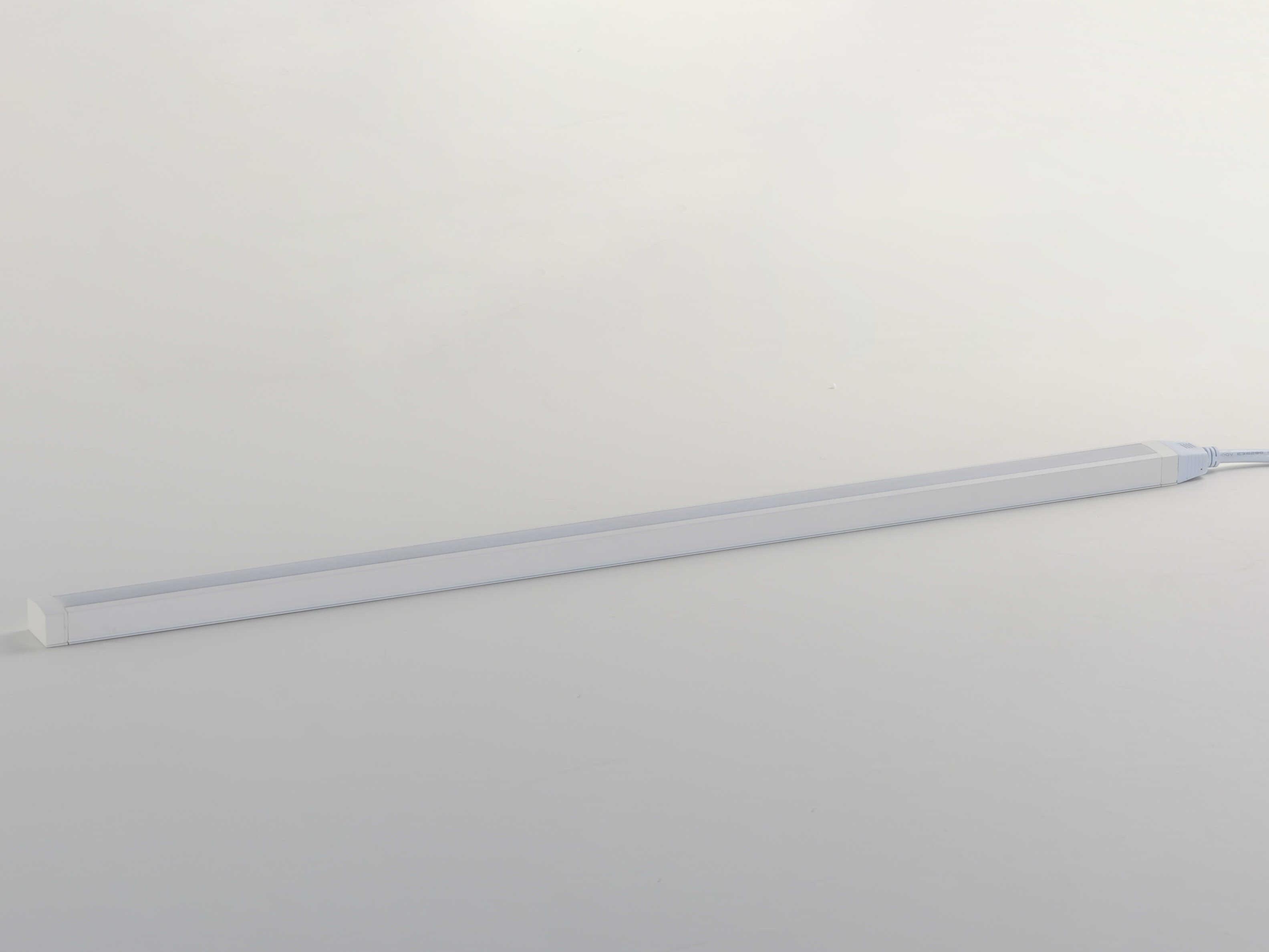 Maxim Lighting Countermax White 2700K 5000K LED Under Cabinet Light