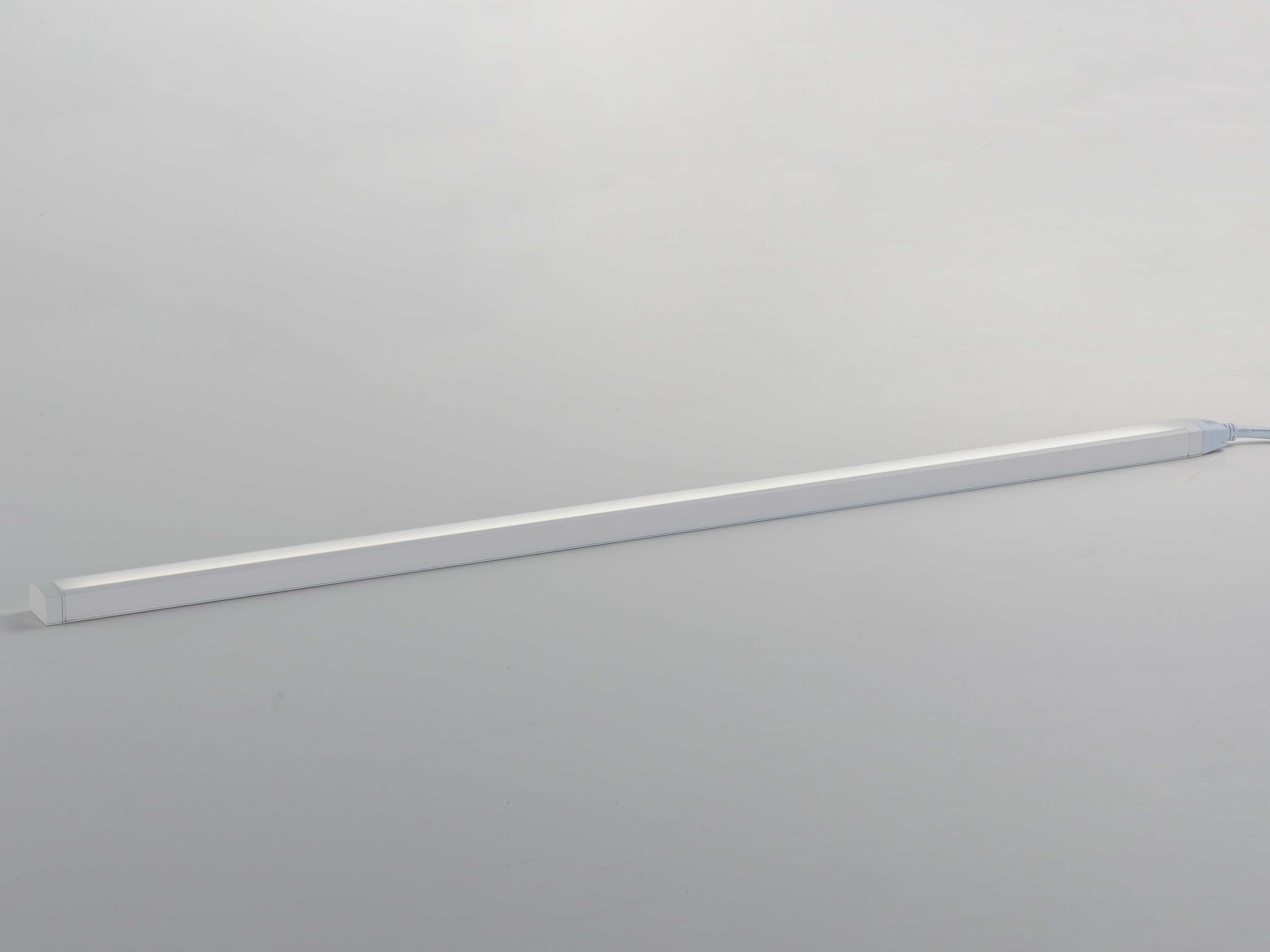 Maxim Lighting Countermax White 2700K 5000K LED Under Cabinet Light