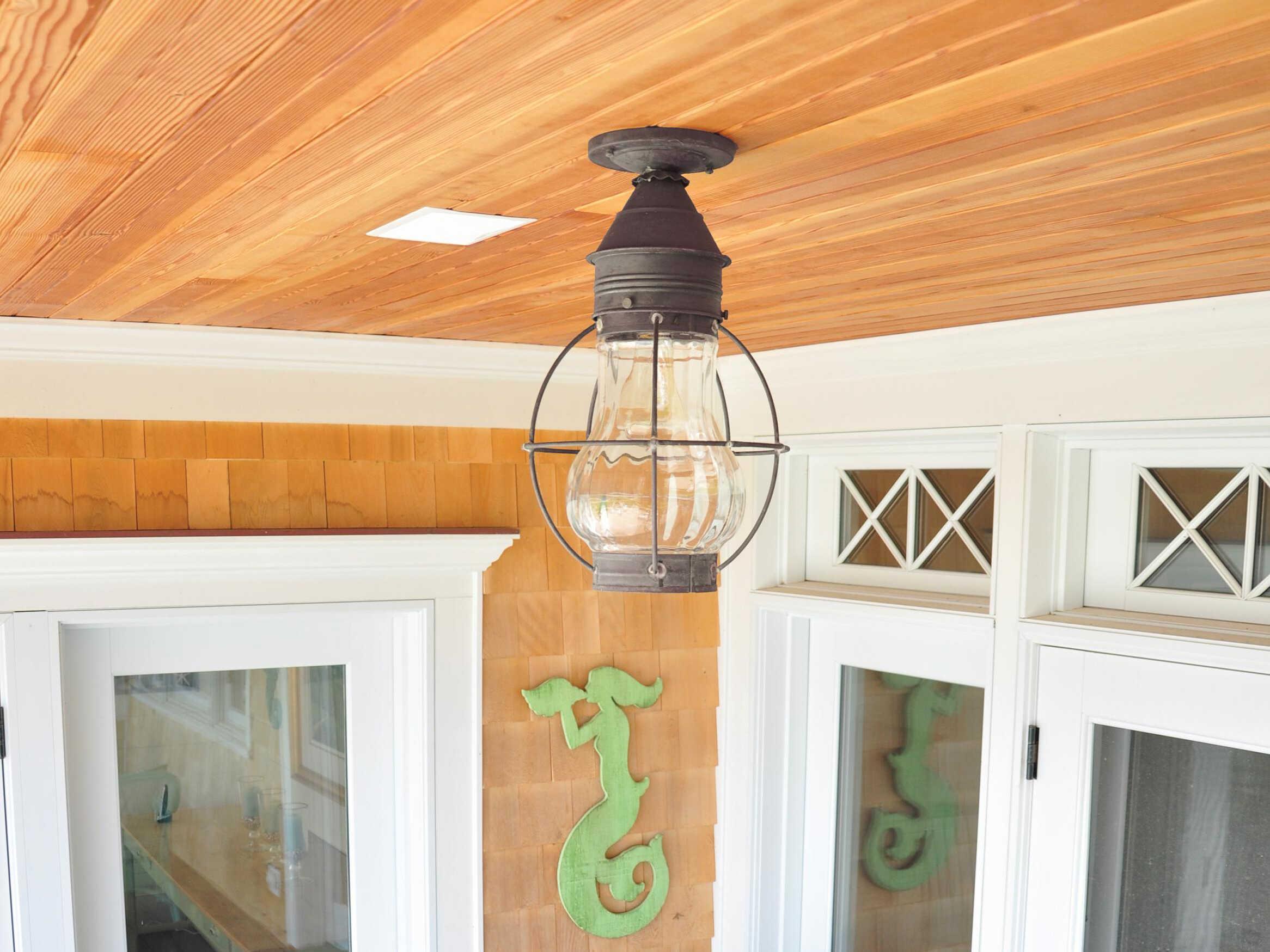 Northeast Lantern Bosc 1-Light Outdoor Ceiling Light