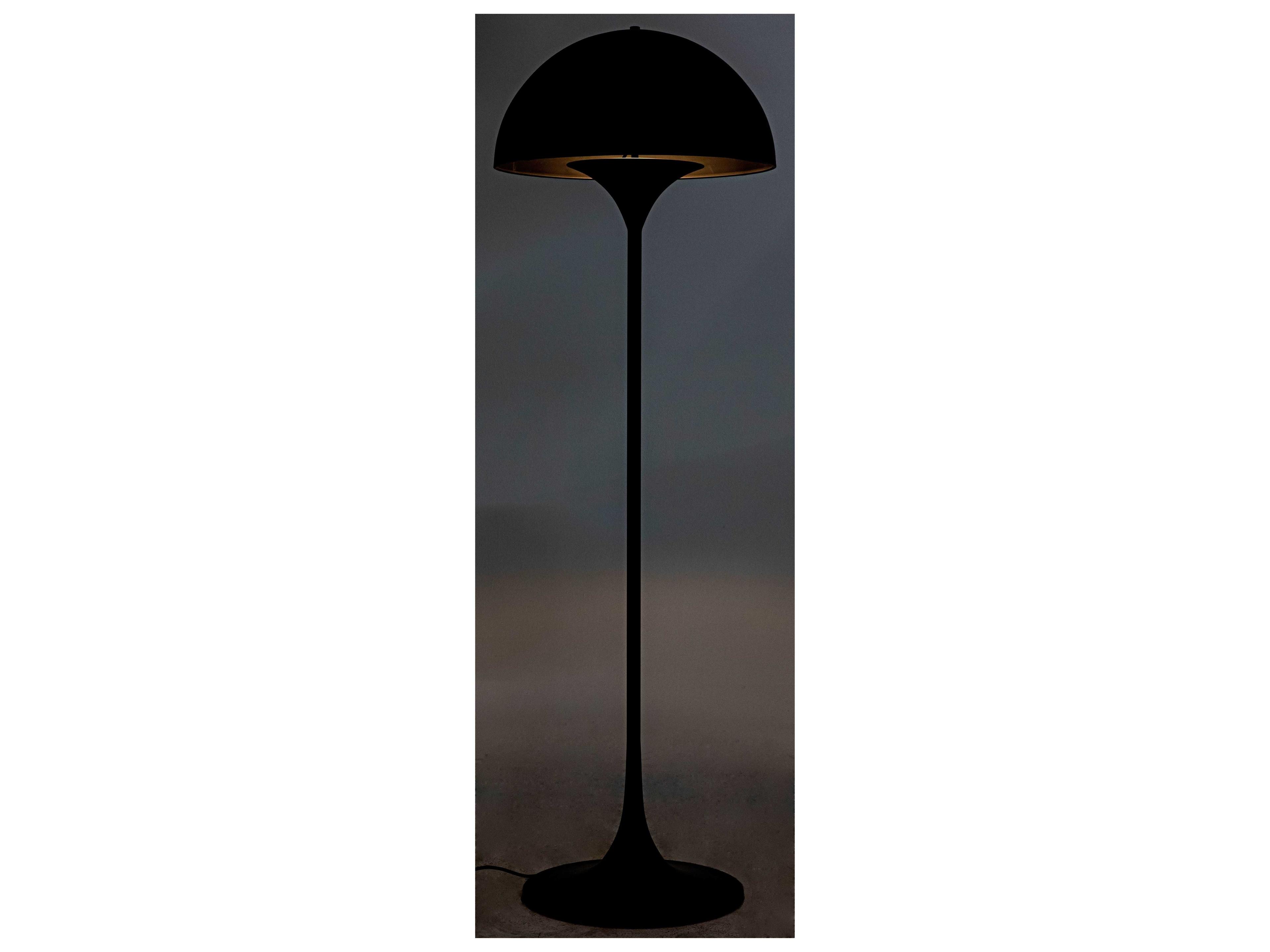 Noir Black Metal Floor Lamp