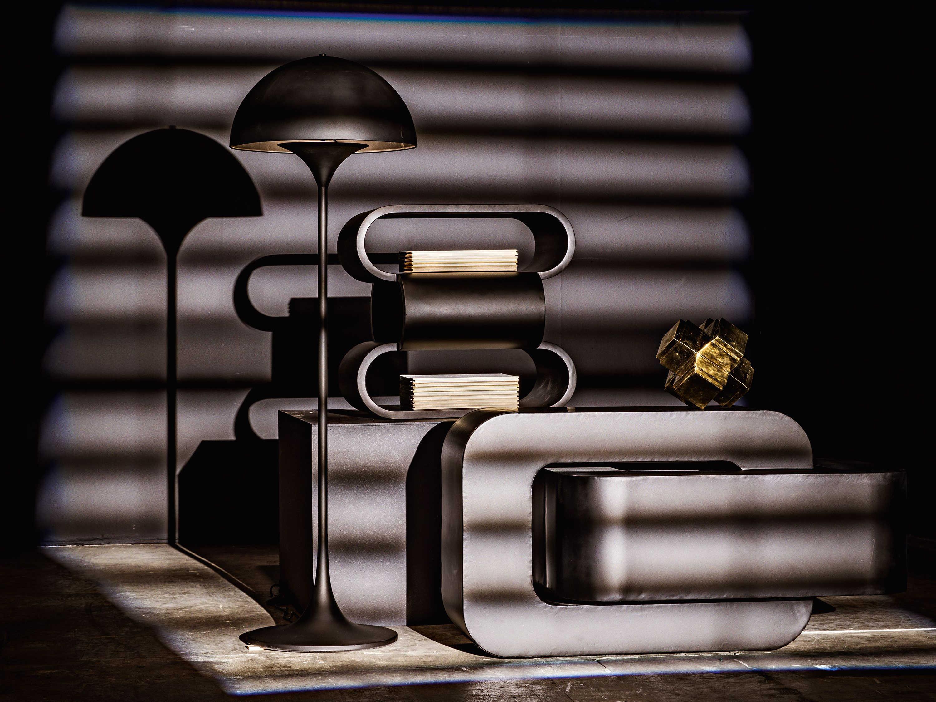 Noir Black Metal Floor Lamp