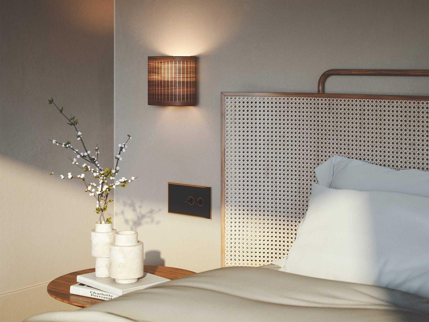 Nomon Autumn 1-Light Natural Walnut Brown Wall Sconce