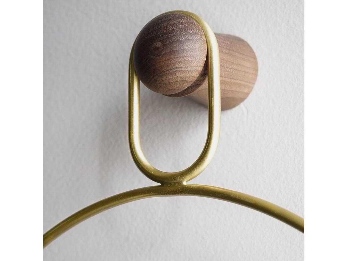 Nomon Eslabon Brass Walnut Wall Clock