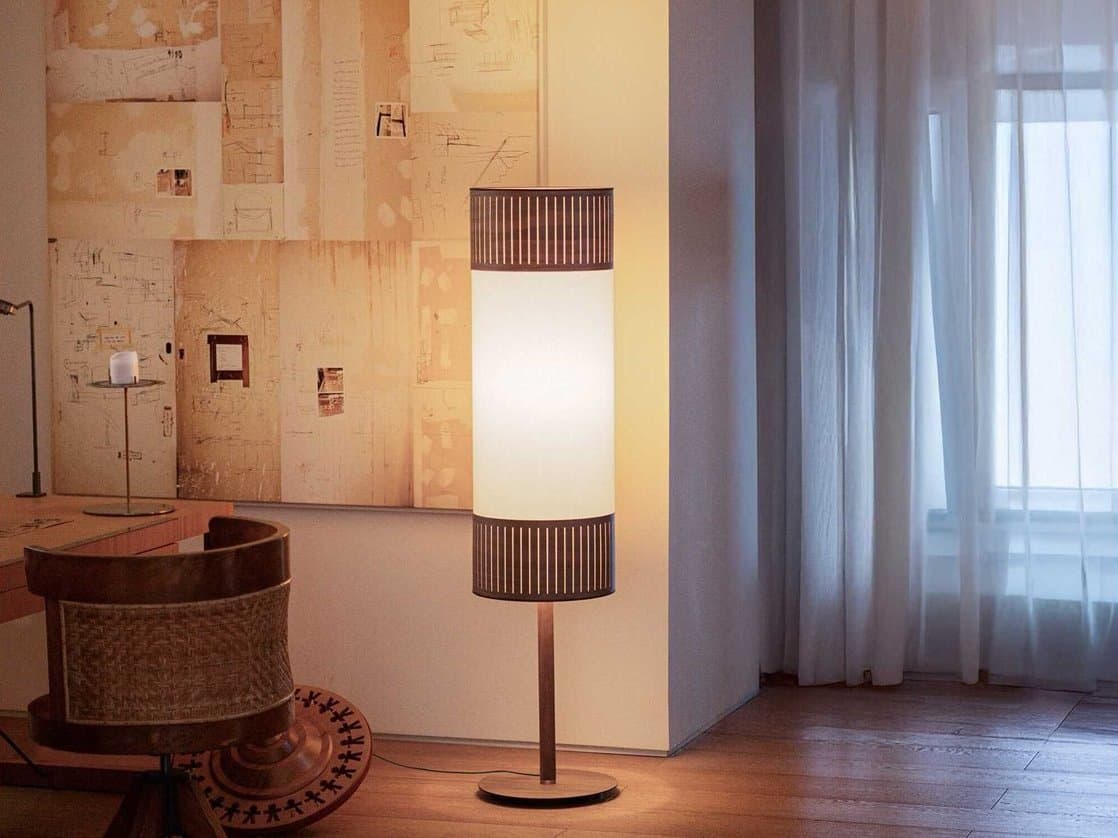 Nomon Tamiz Natural Walnut Brown Floor Lamp