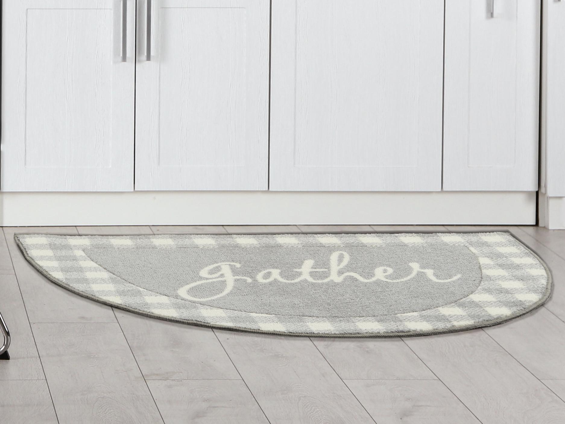 Nourison Accent Decor Xmas Slice Area Rug