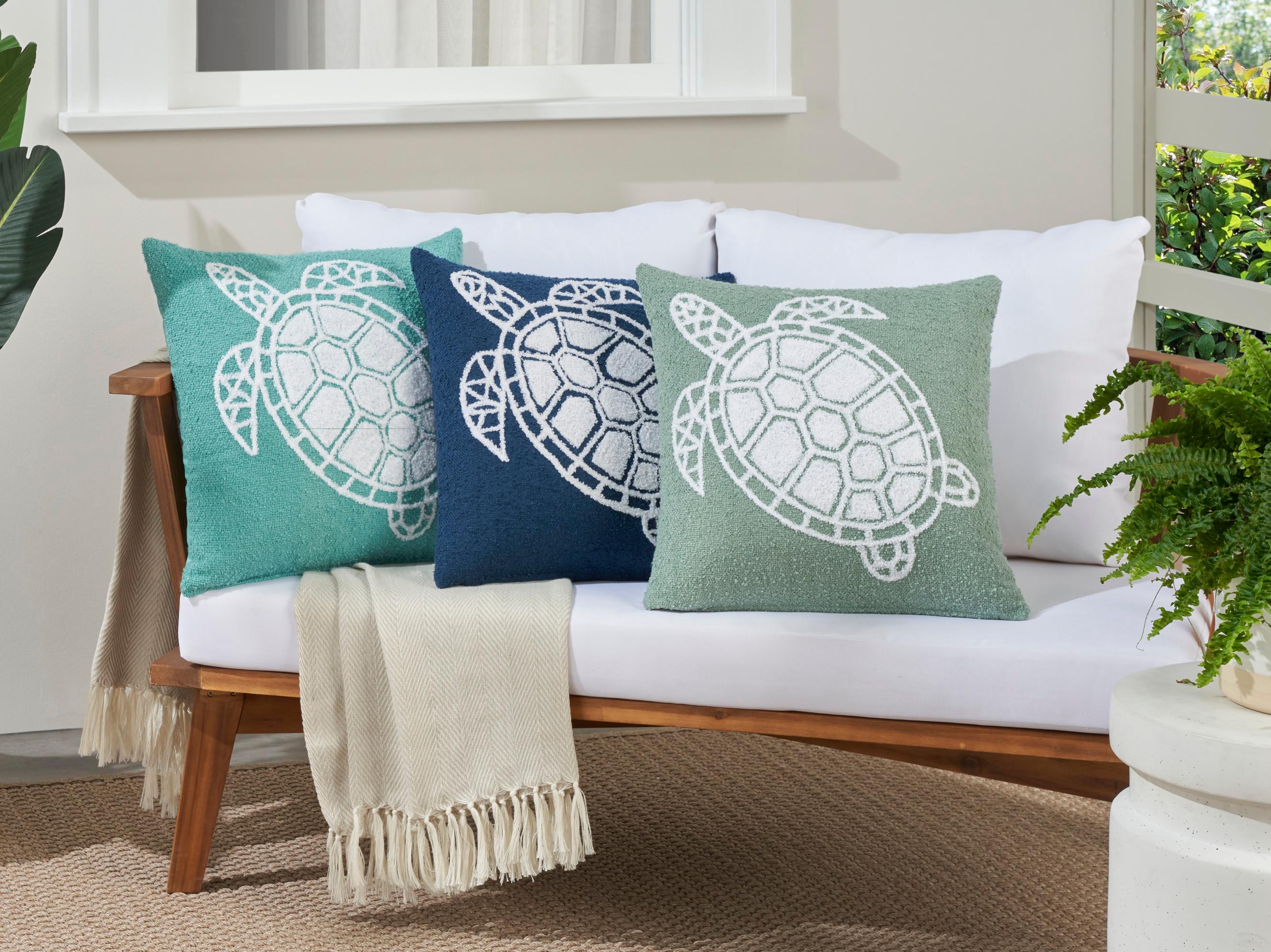Nourison Mina Victory Outdoor Aqua Emb Sea Turtle Pillow