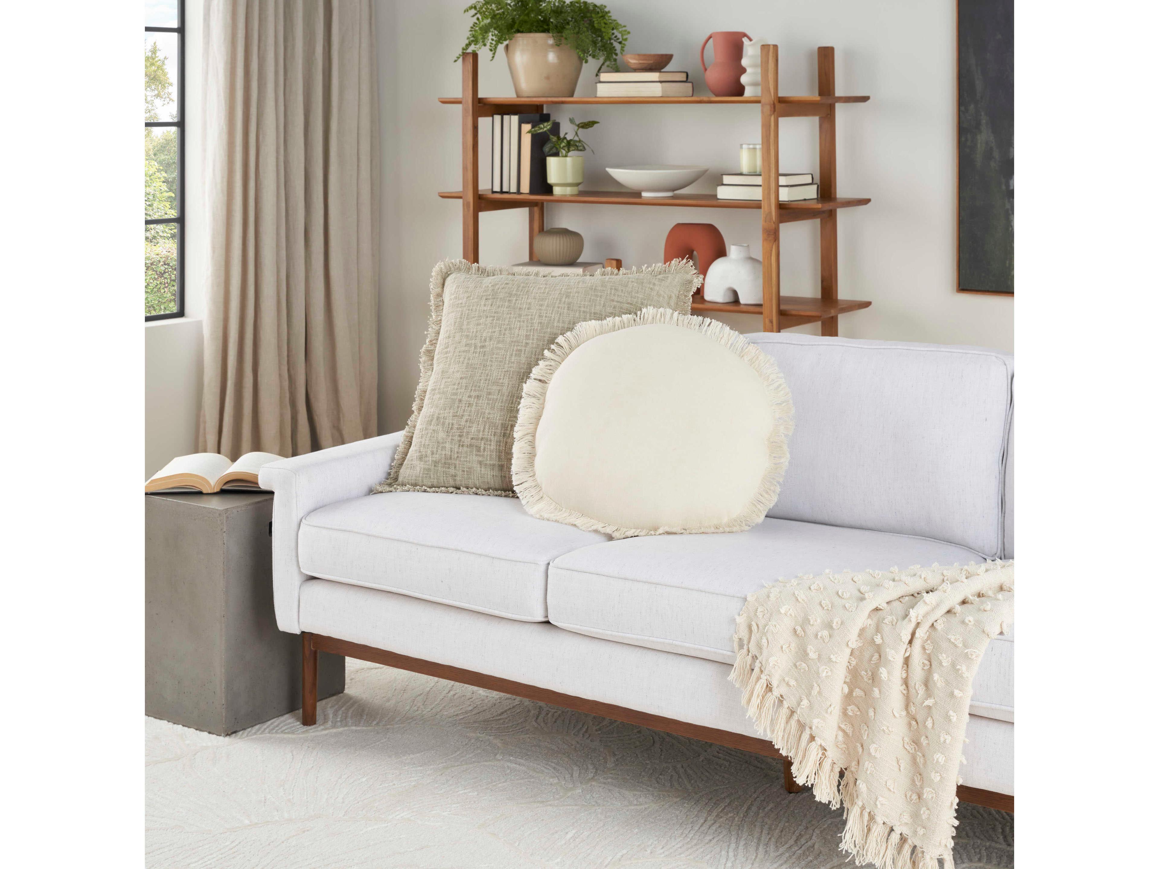 Nourison Mina Victory Sofia Round Pillow