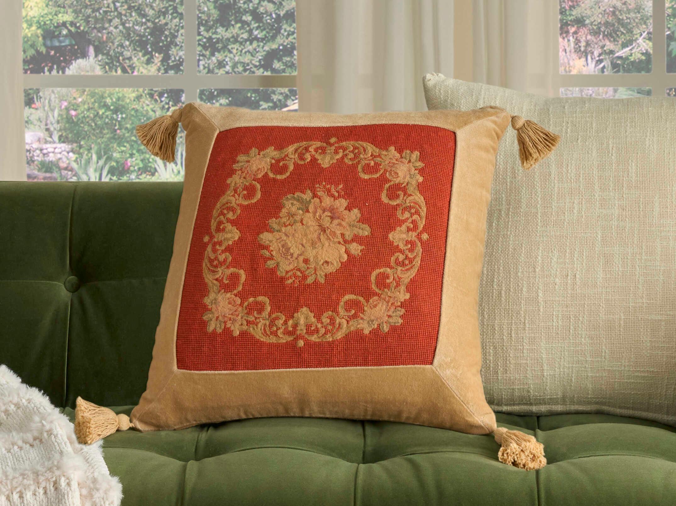 Nourison Mina Victory Vintage Floral Center 19" x 19" Rust Pillow