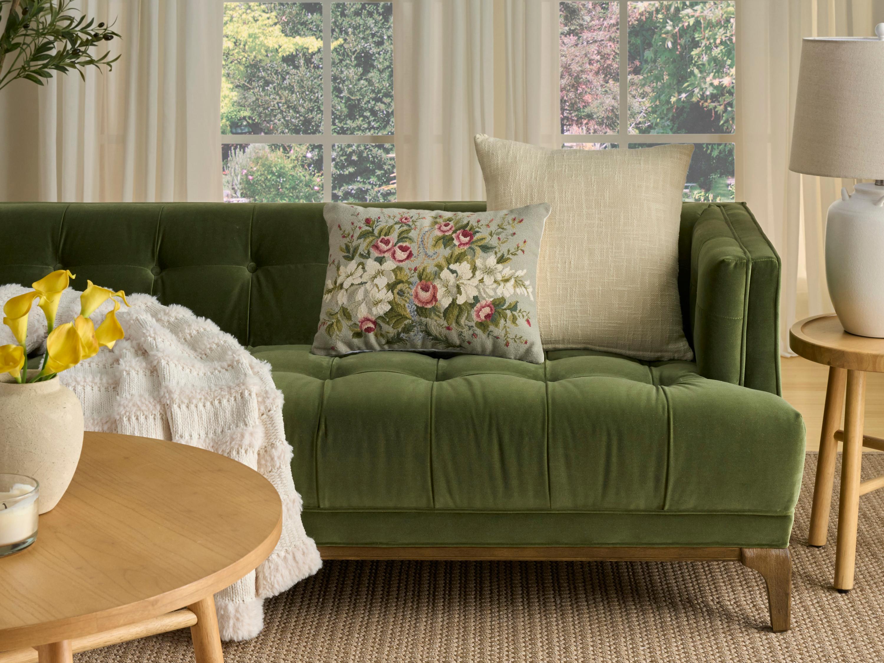 Nourison Mina Victory Vintage White Flowers 13" x 20" Blue Pillow