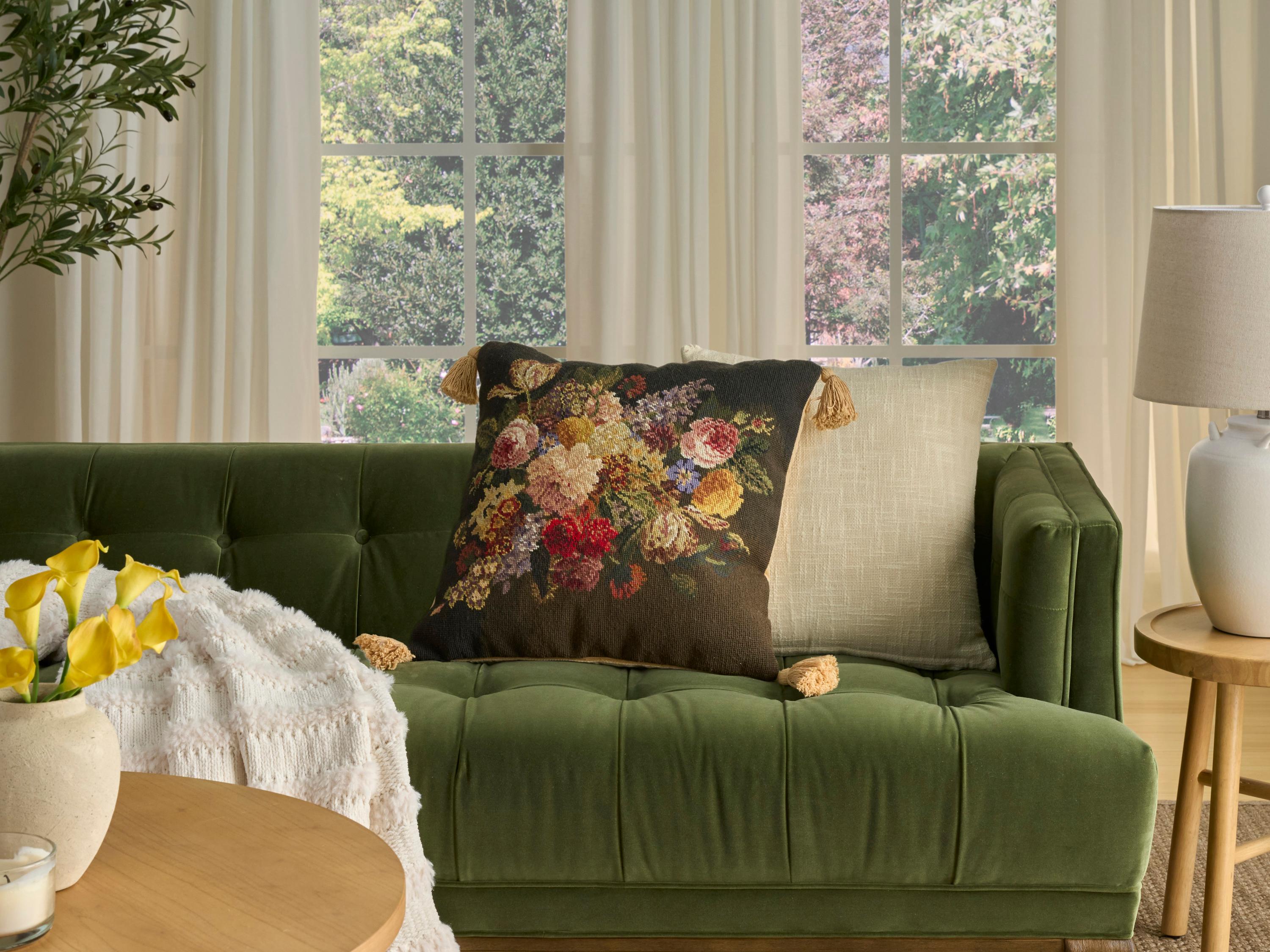 Nourison Mina Victory Vintage Floral 20" x 20" Multicolor Pillow