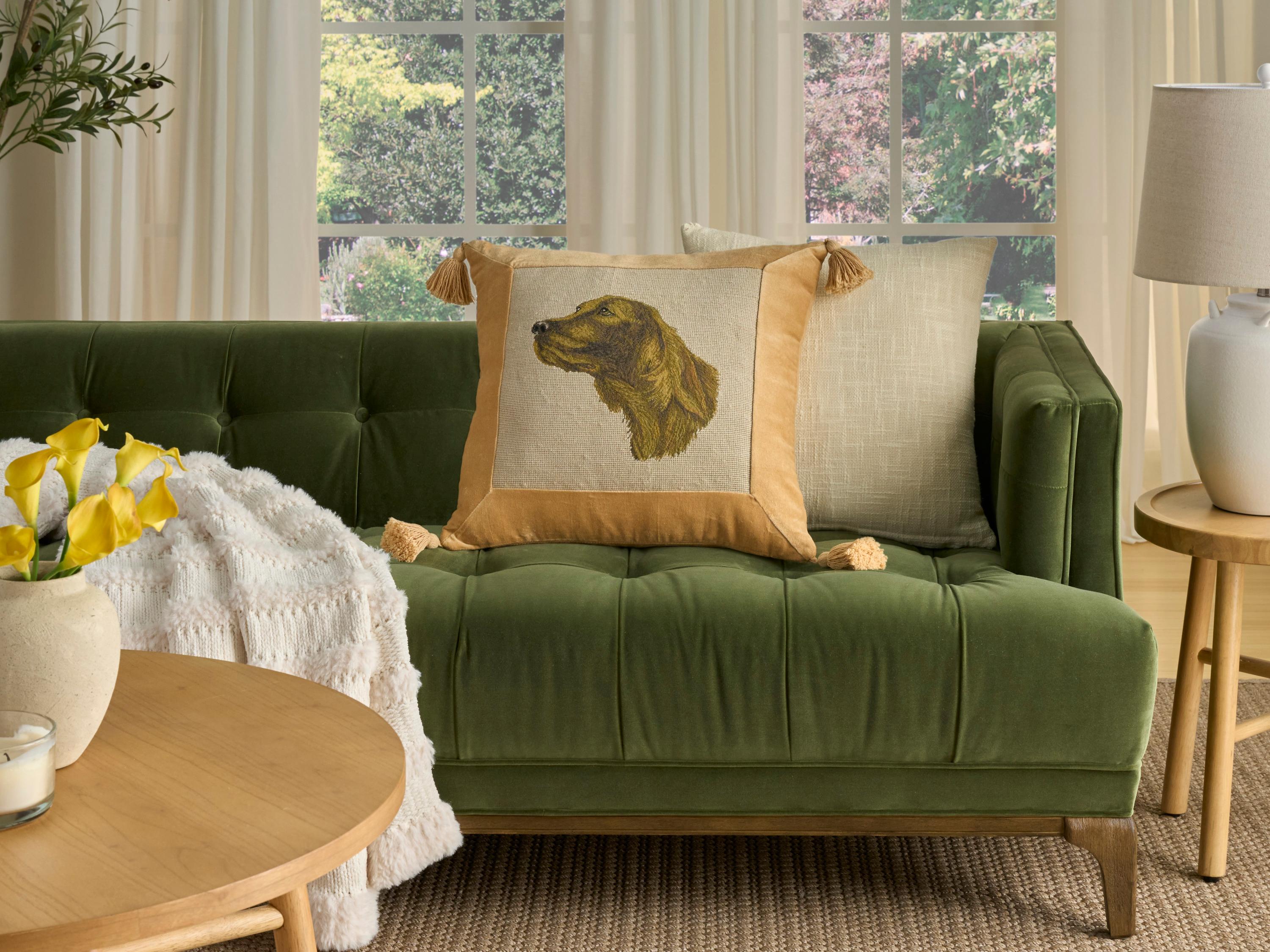 Nourison Mina Victory Vintage Golden Retriever 20" x 20" Beige Pillow