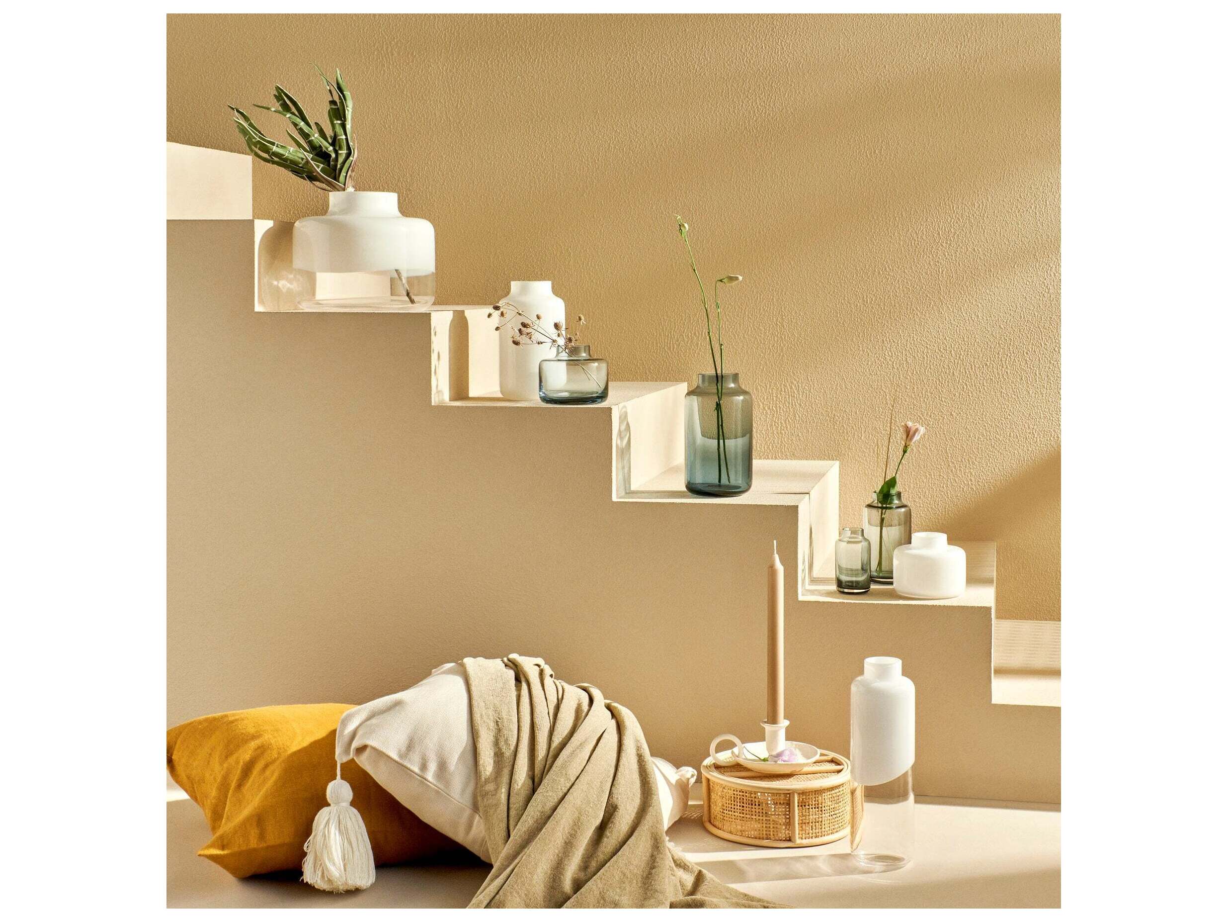 NUDE Magnolia Blue Clear Vase