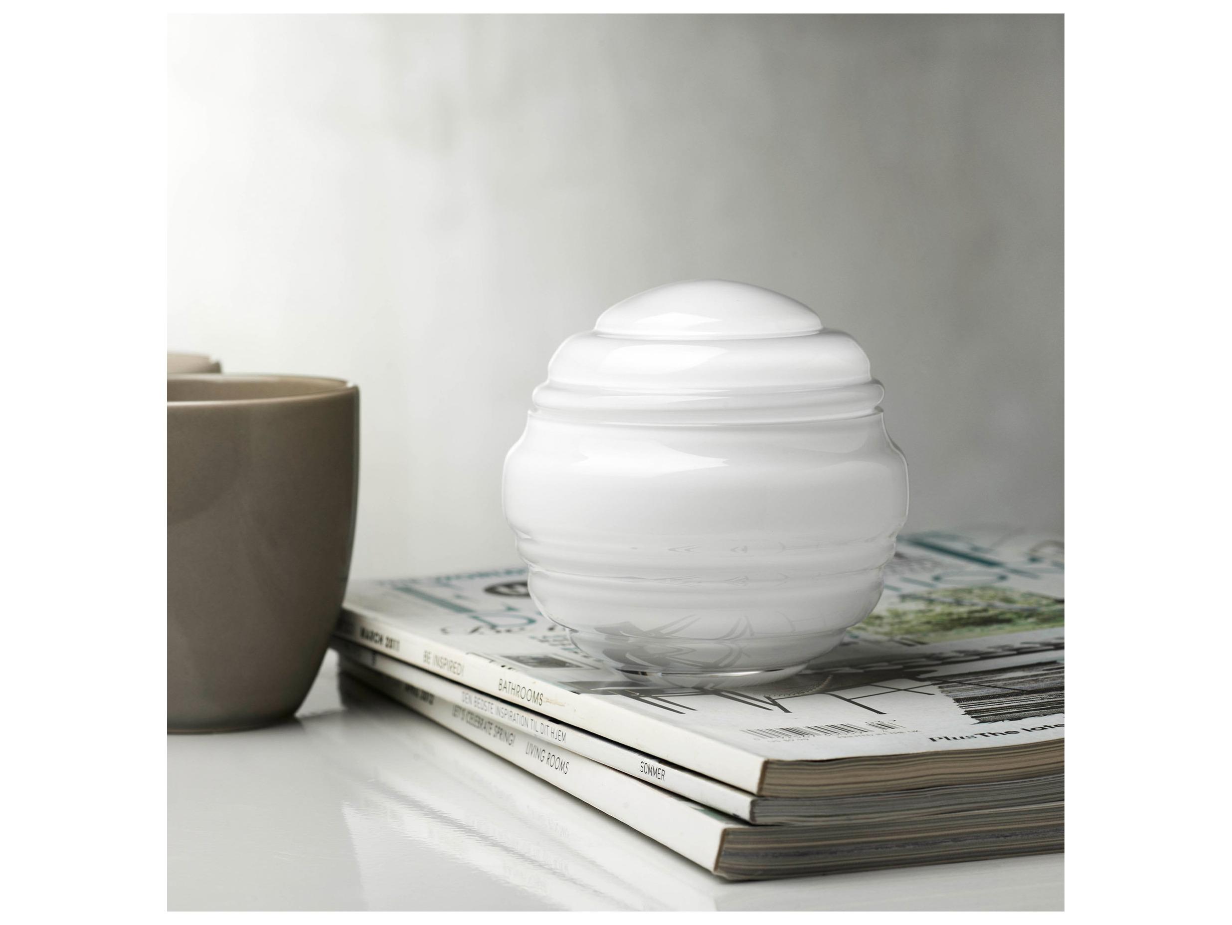 NUDE Nest Opal White Candy Box