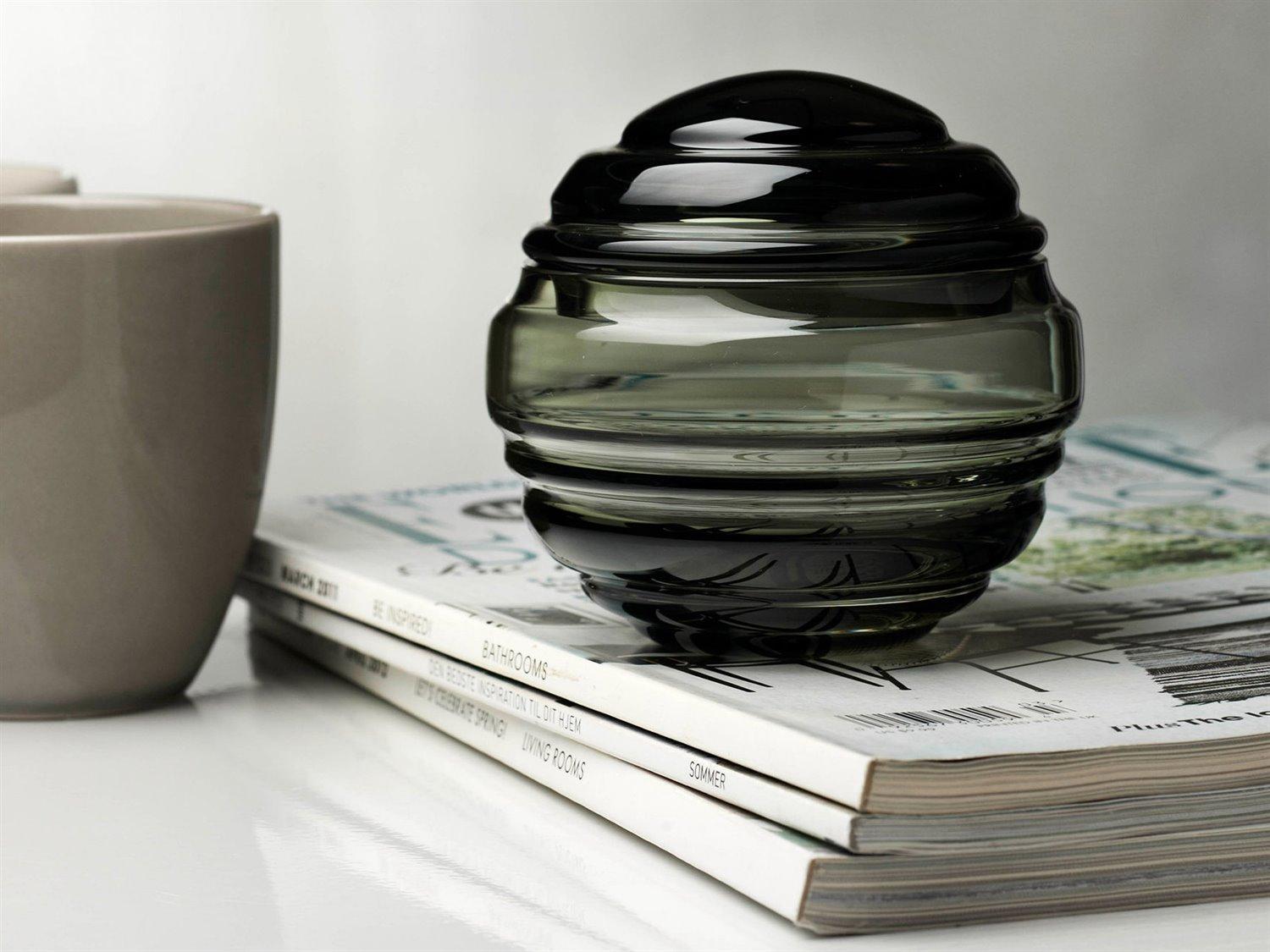 NUDE Nest Smoke Candy Box