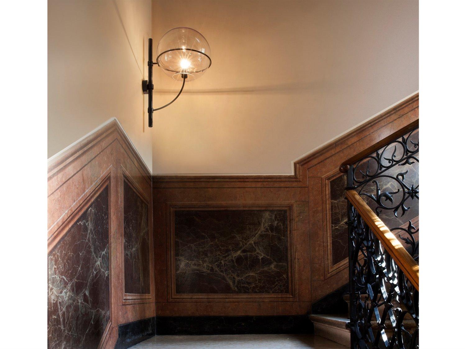 Oluce Lyndon 1 - Light Outdoor Wall Light